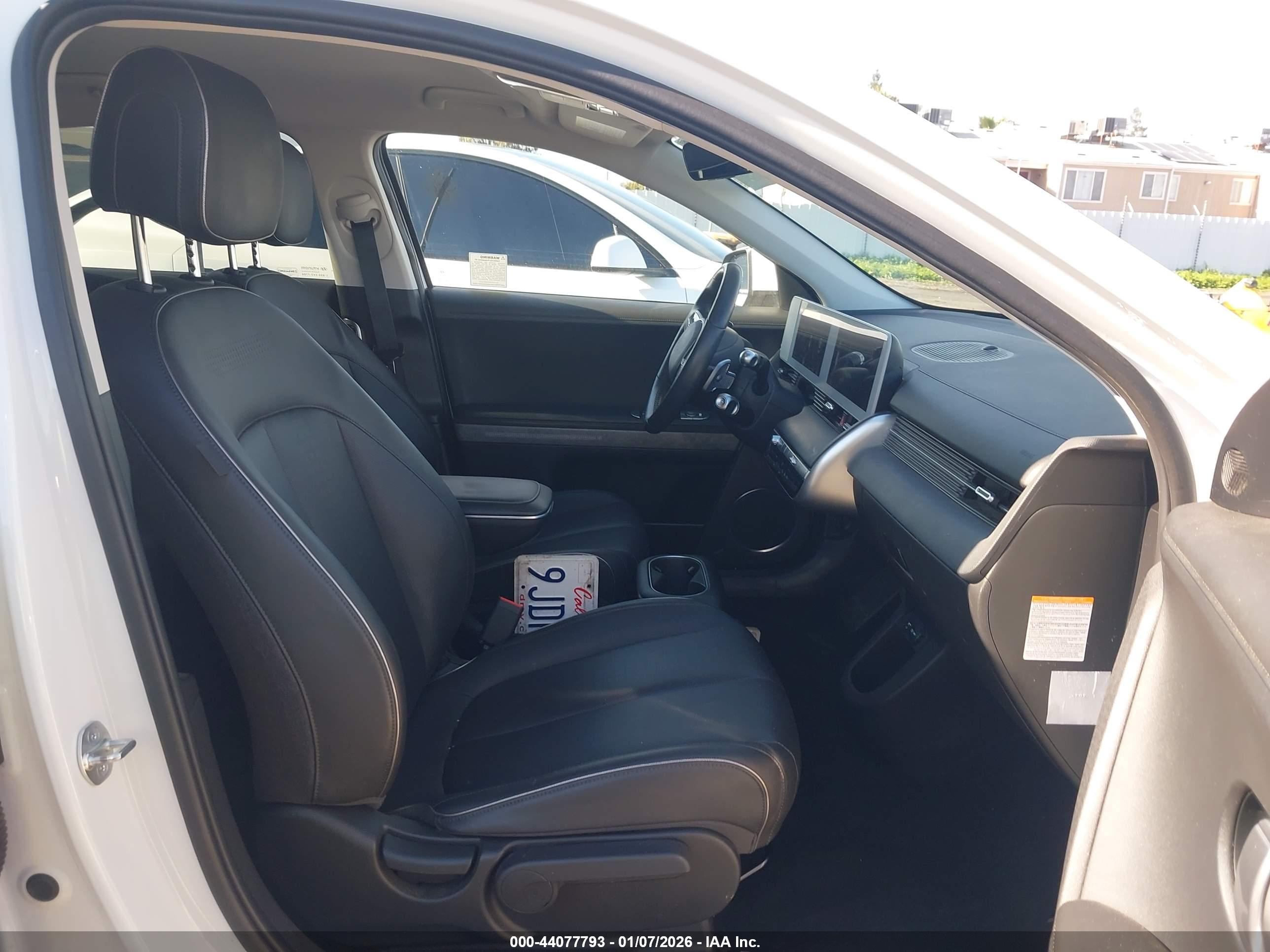 HYUNDAI IONIQ image 5