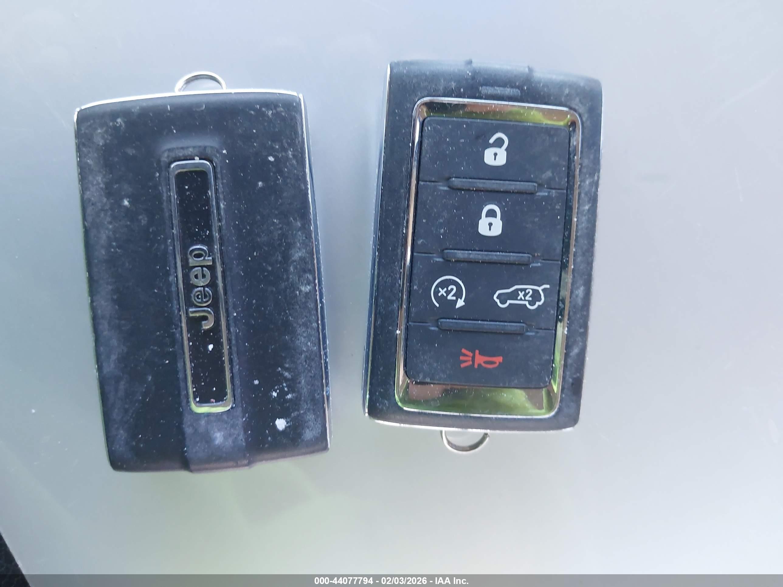 JEEP GRAND image 11
