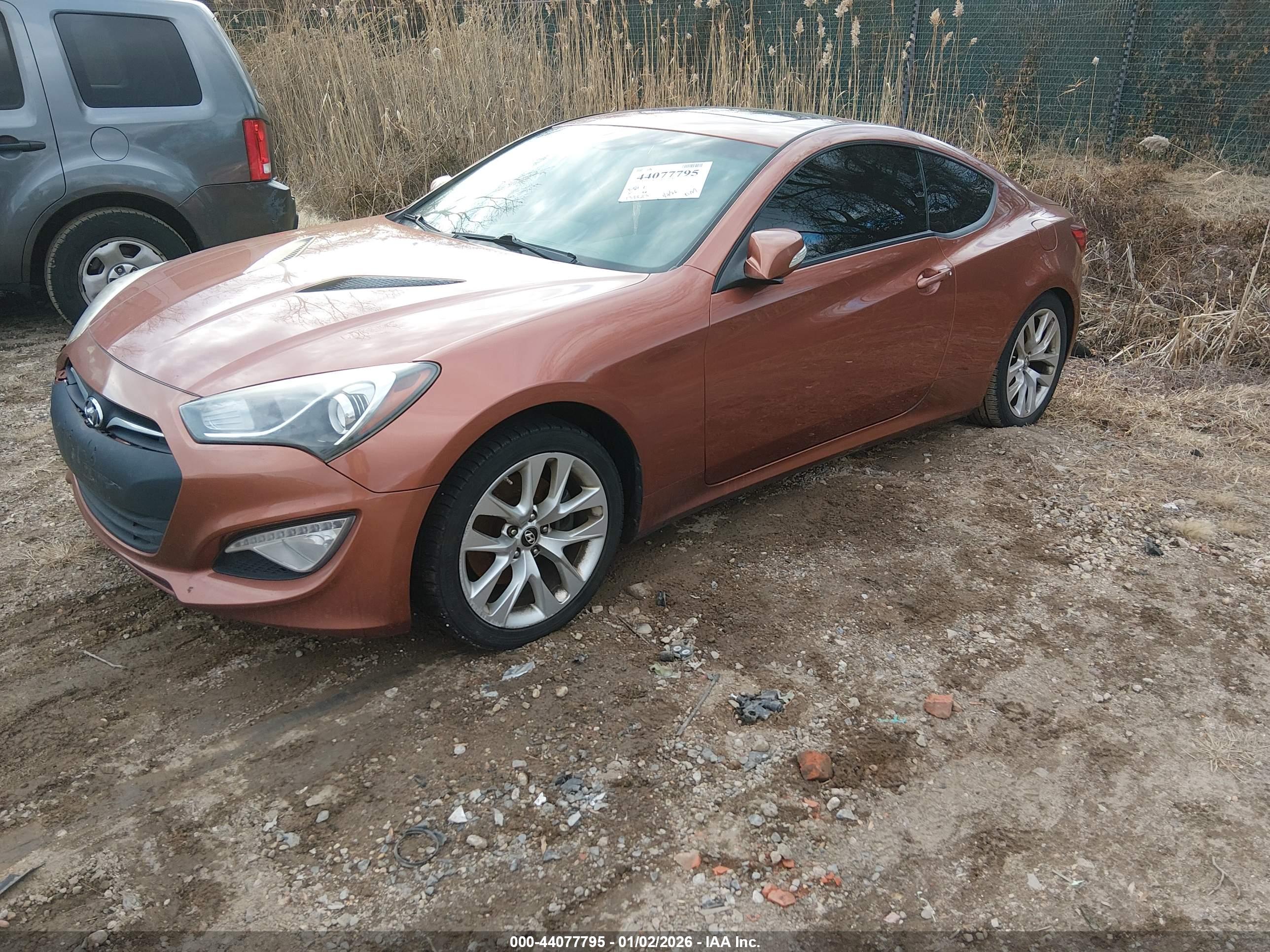 HYUNDAI GENESIS image 2