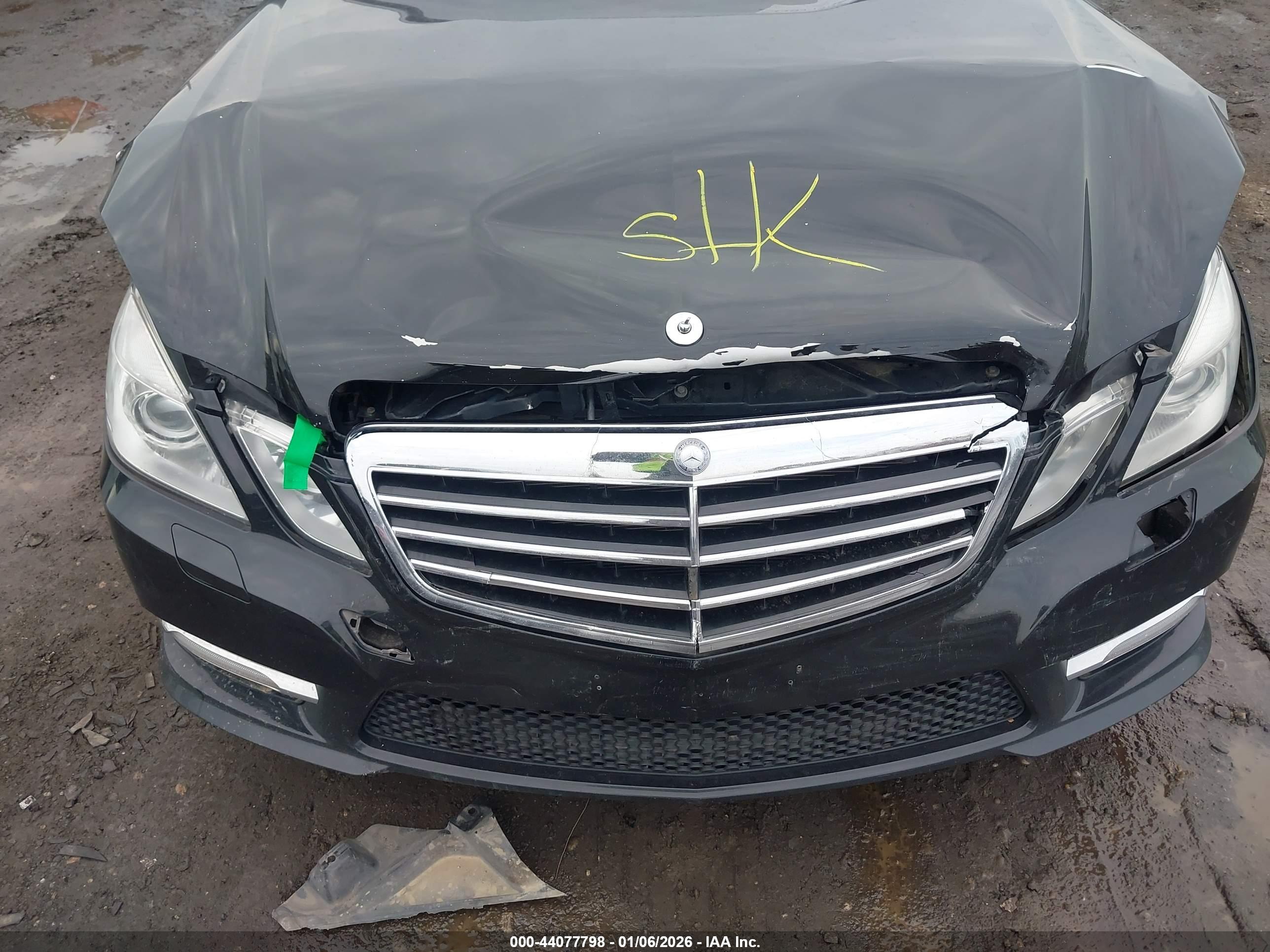 MERCEDES-BENZ E image 6