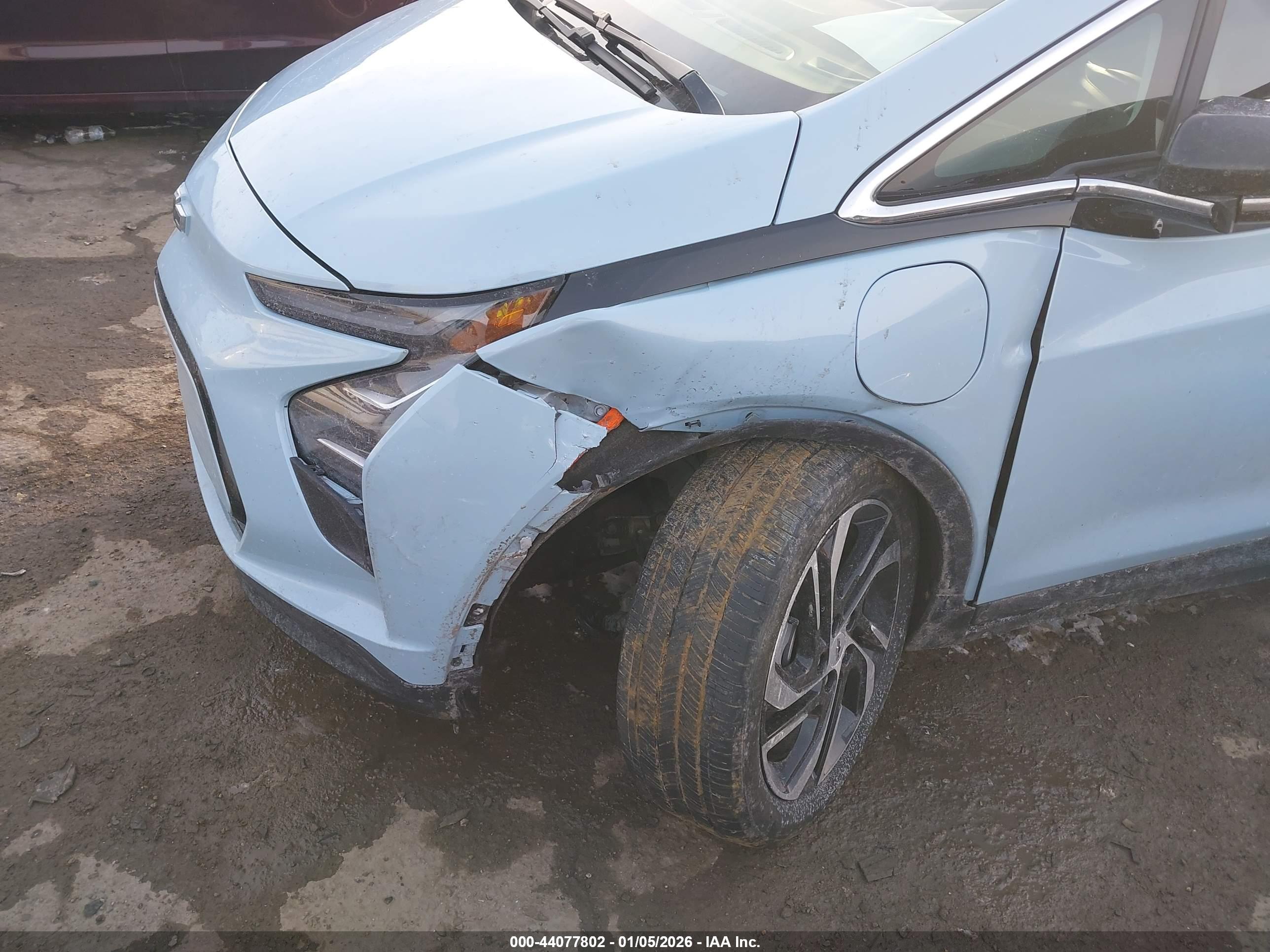 CHEVROLET BOLT image 6