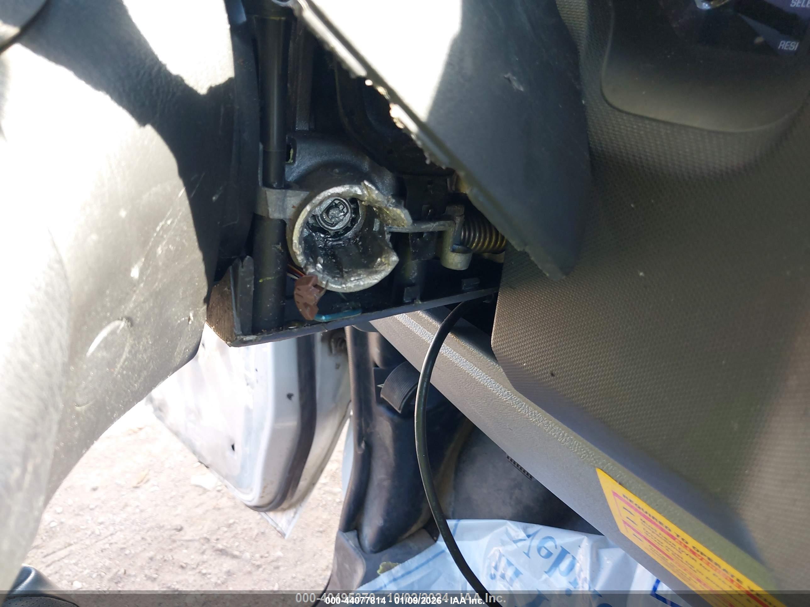FORD E-150 image 6