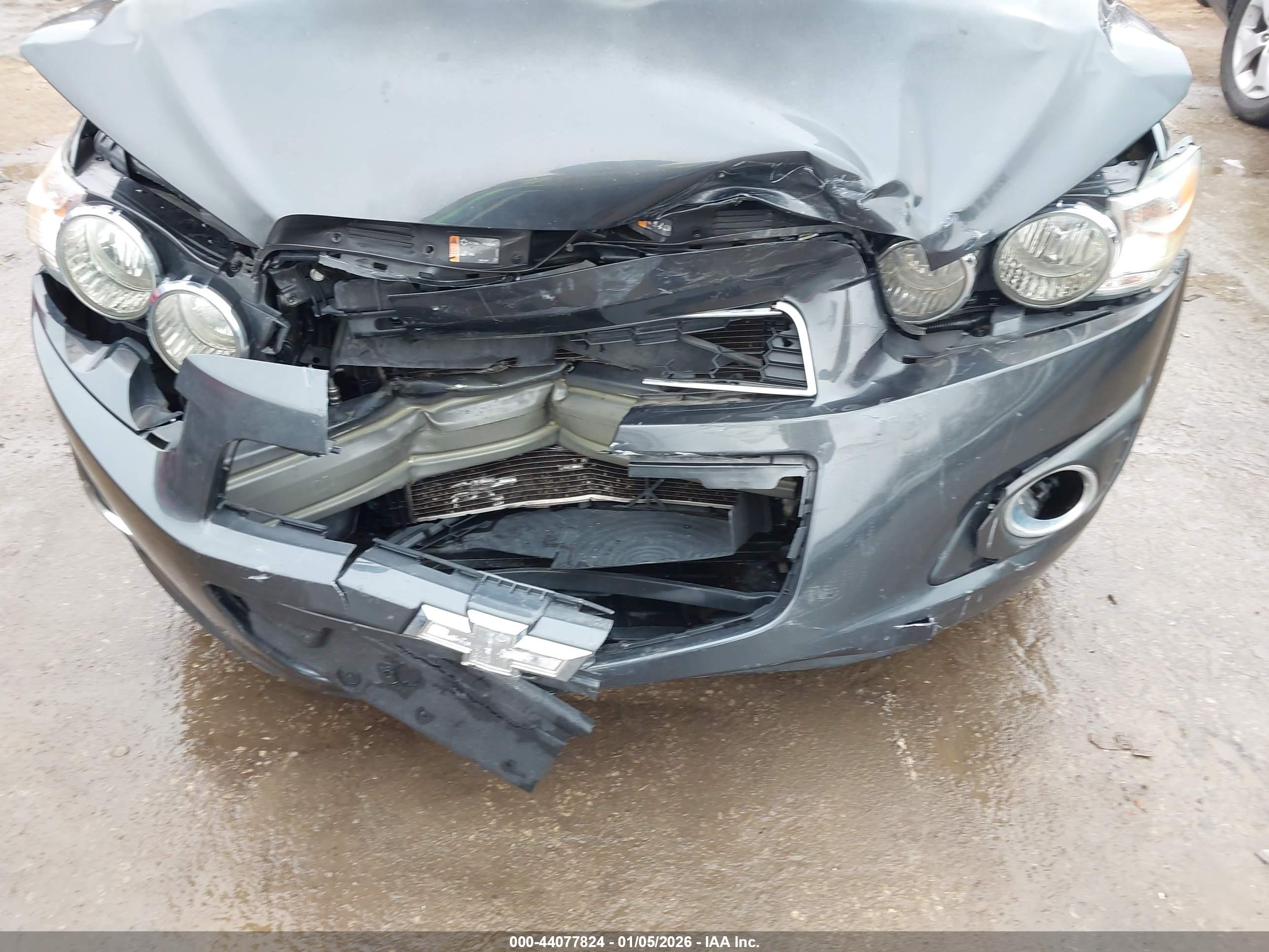 CHEVROLET SONIC image 6