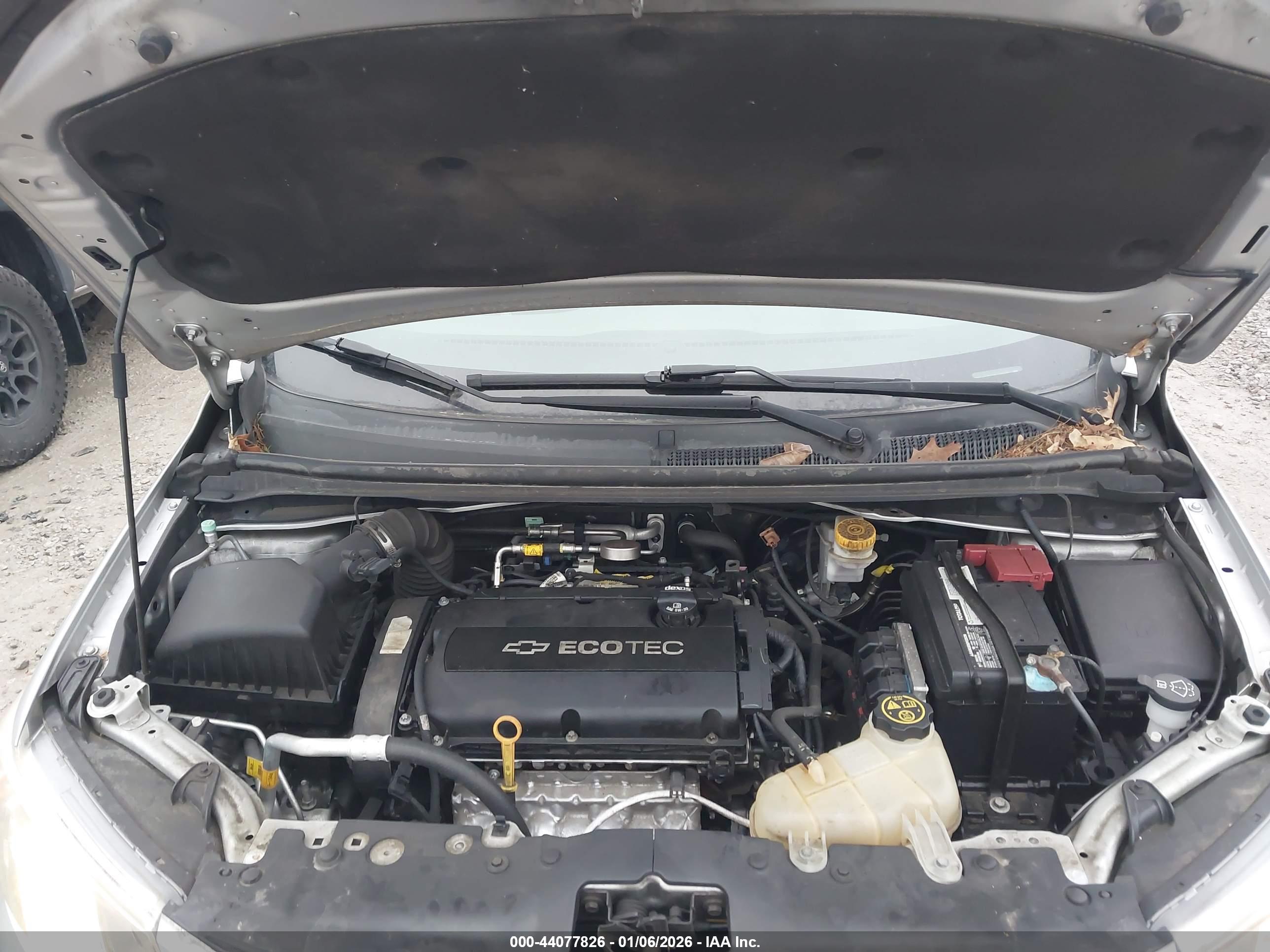 CHEVROLET SONIC image 10