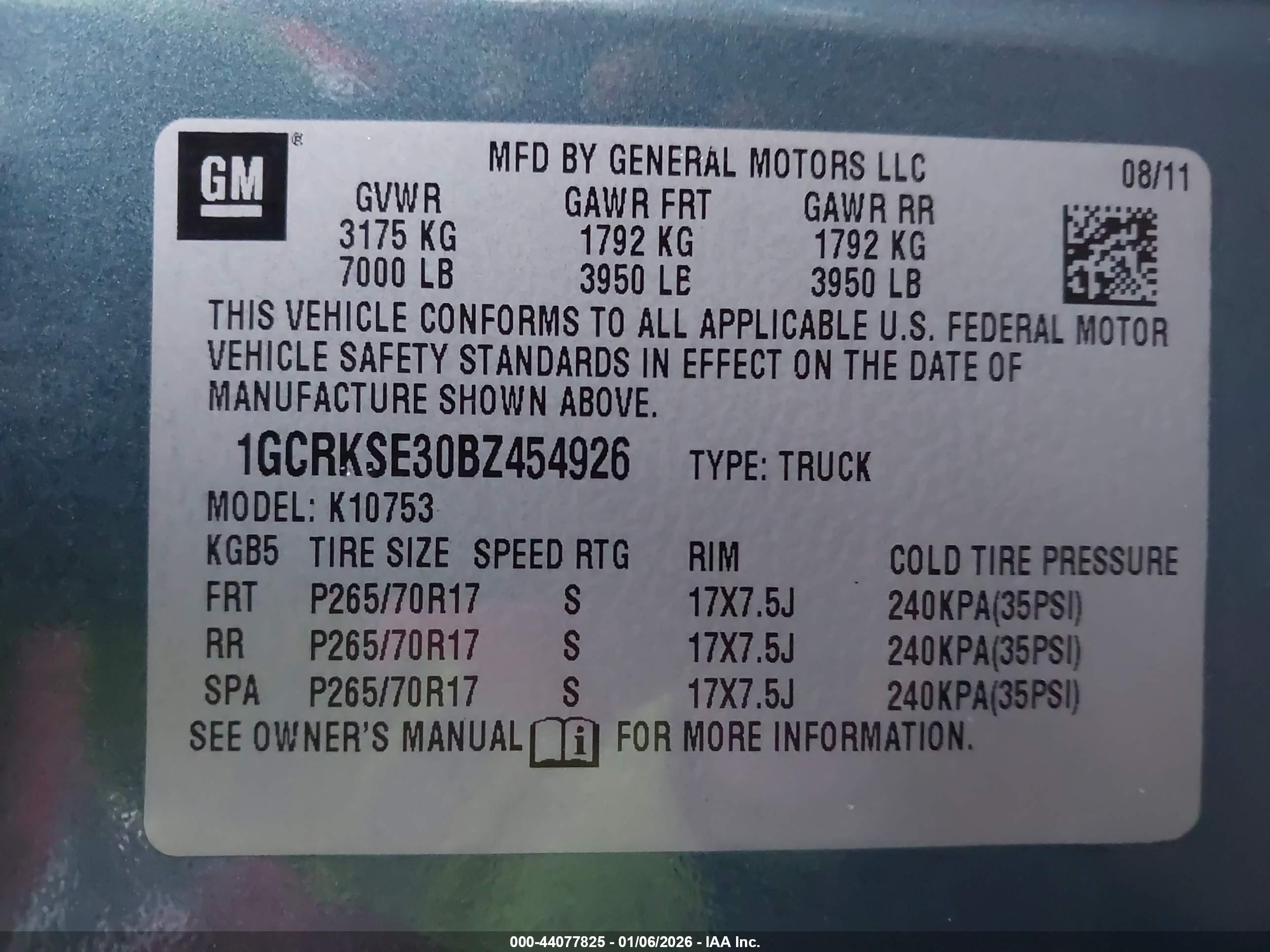 CHEVROLET SILVERADO image 9