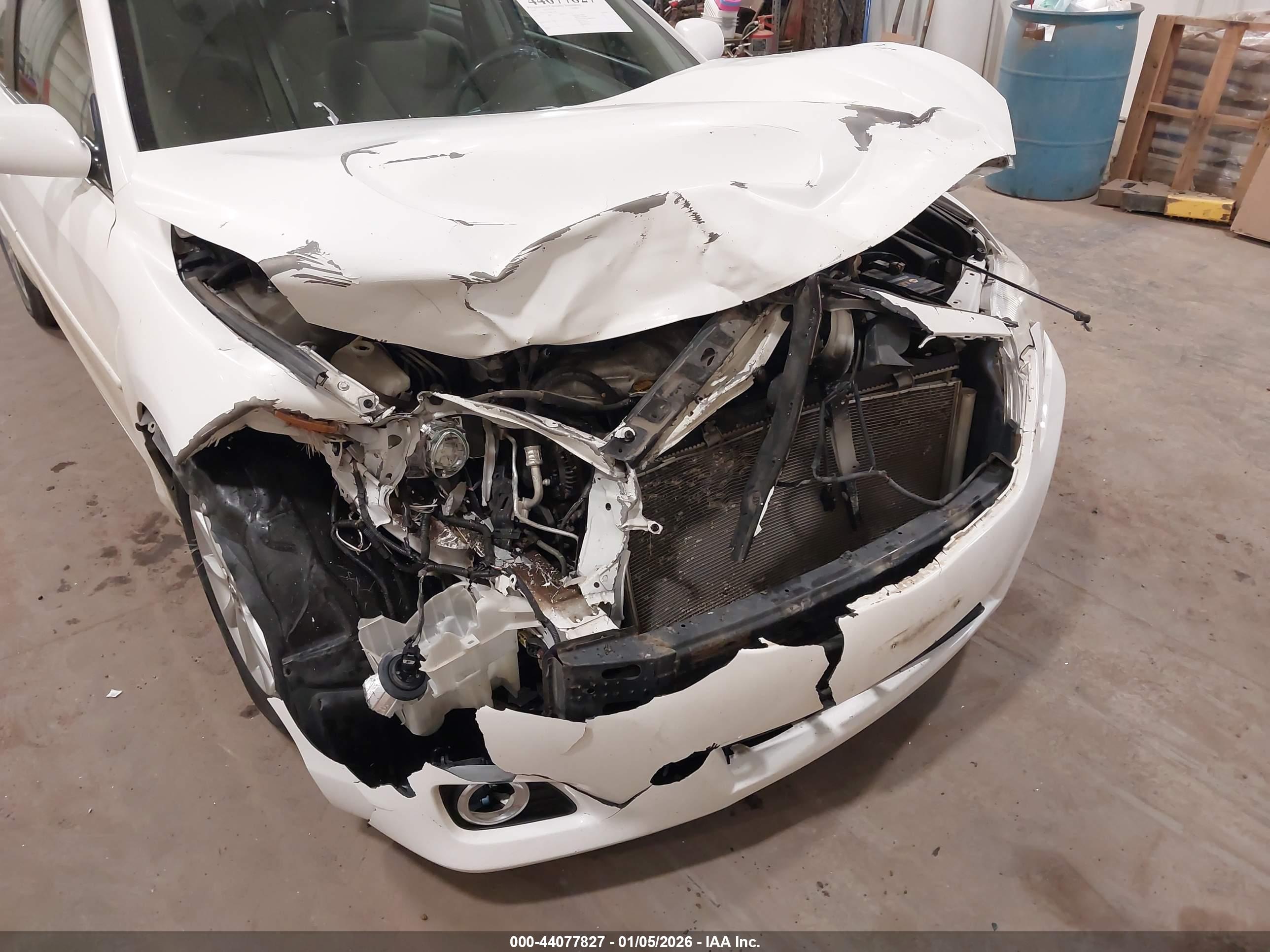TOYOTA CAMRY image 6