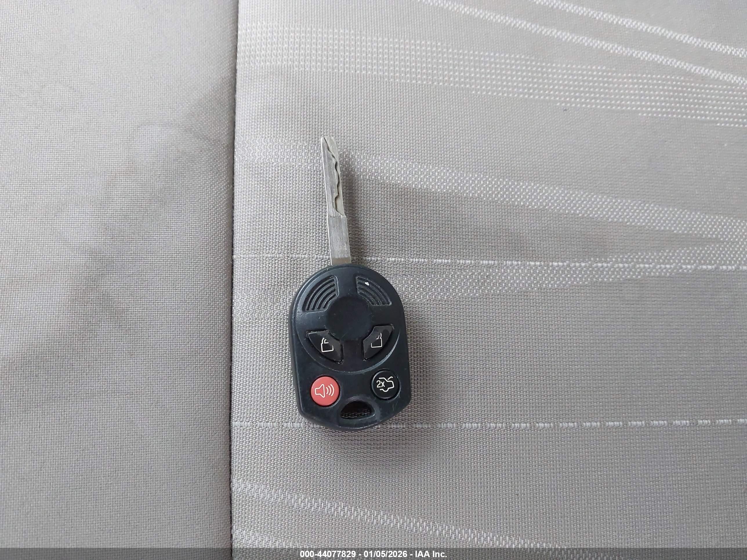 FORD FOCUS image 11