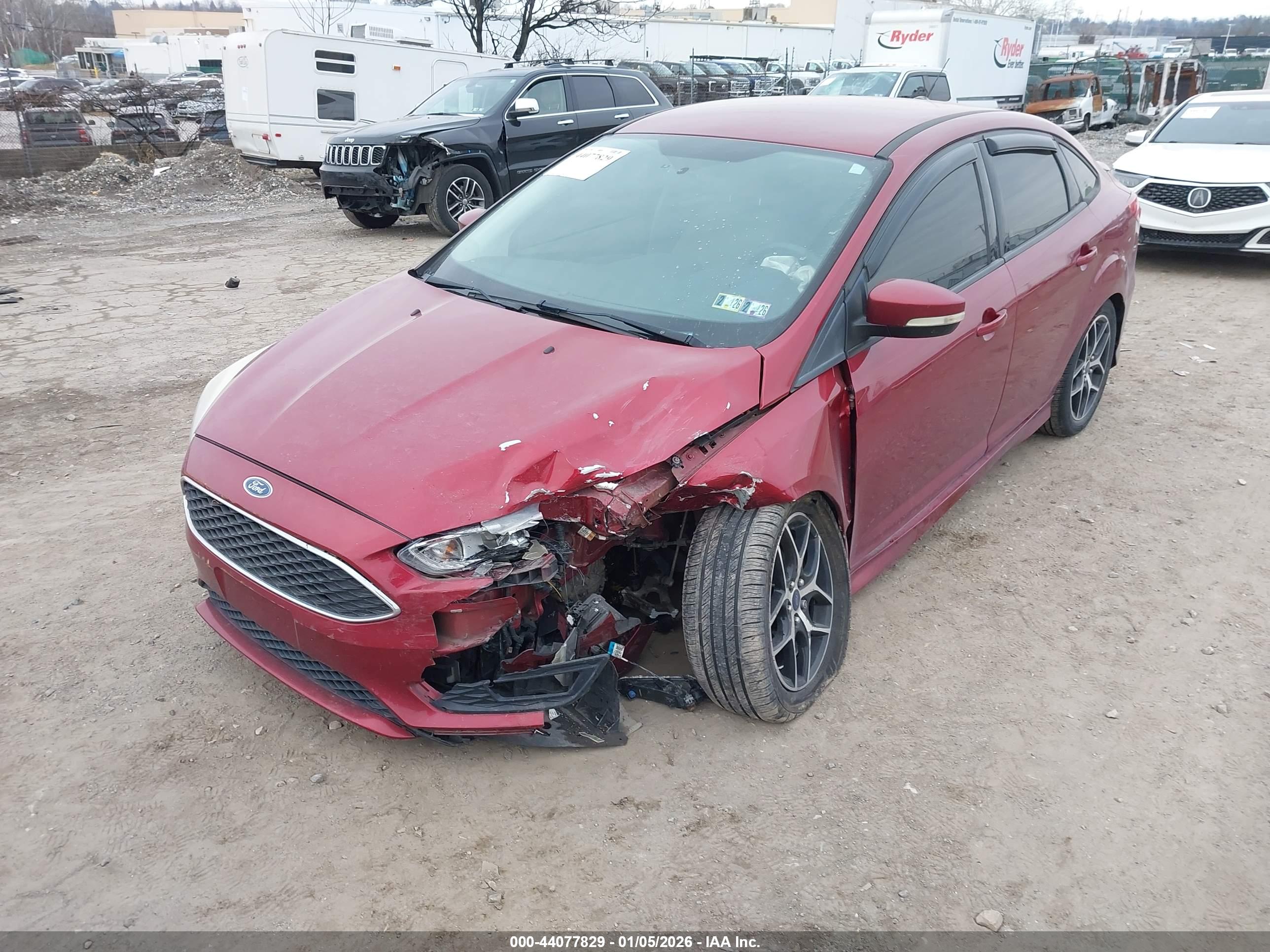 FORD FOCUS image 6
