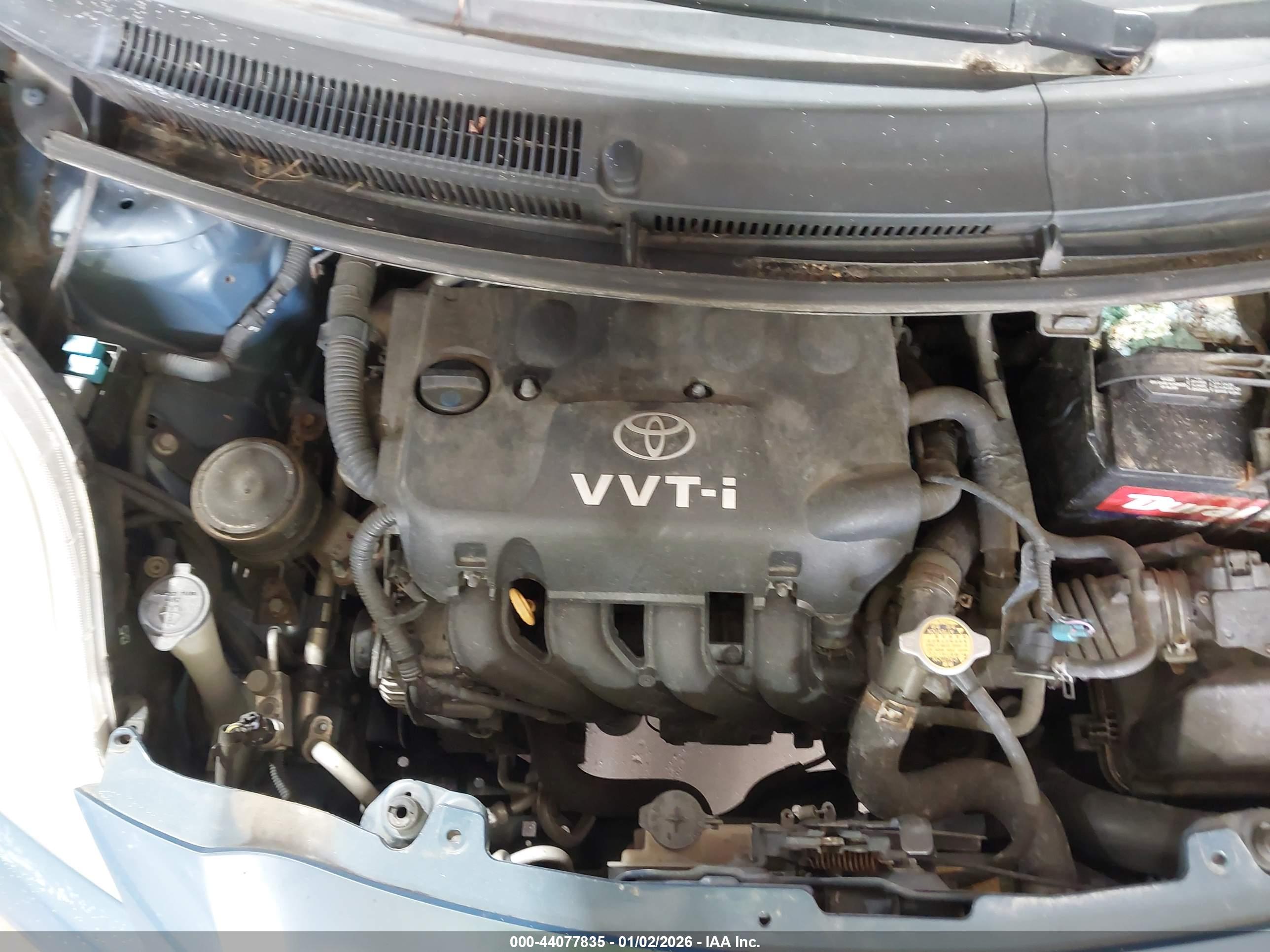 TOYOTA YARIS image 10