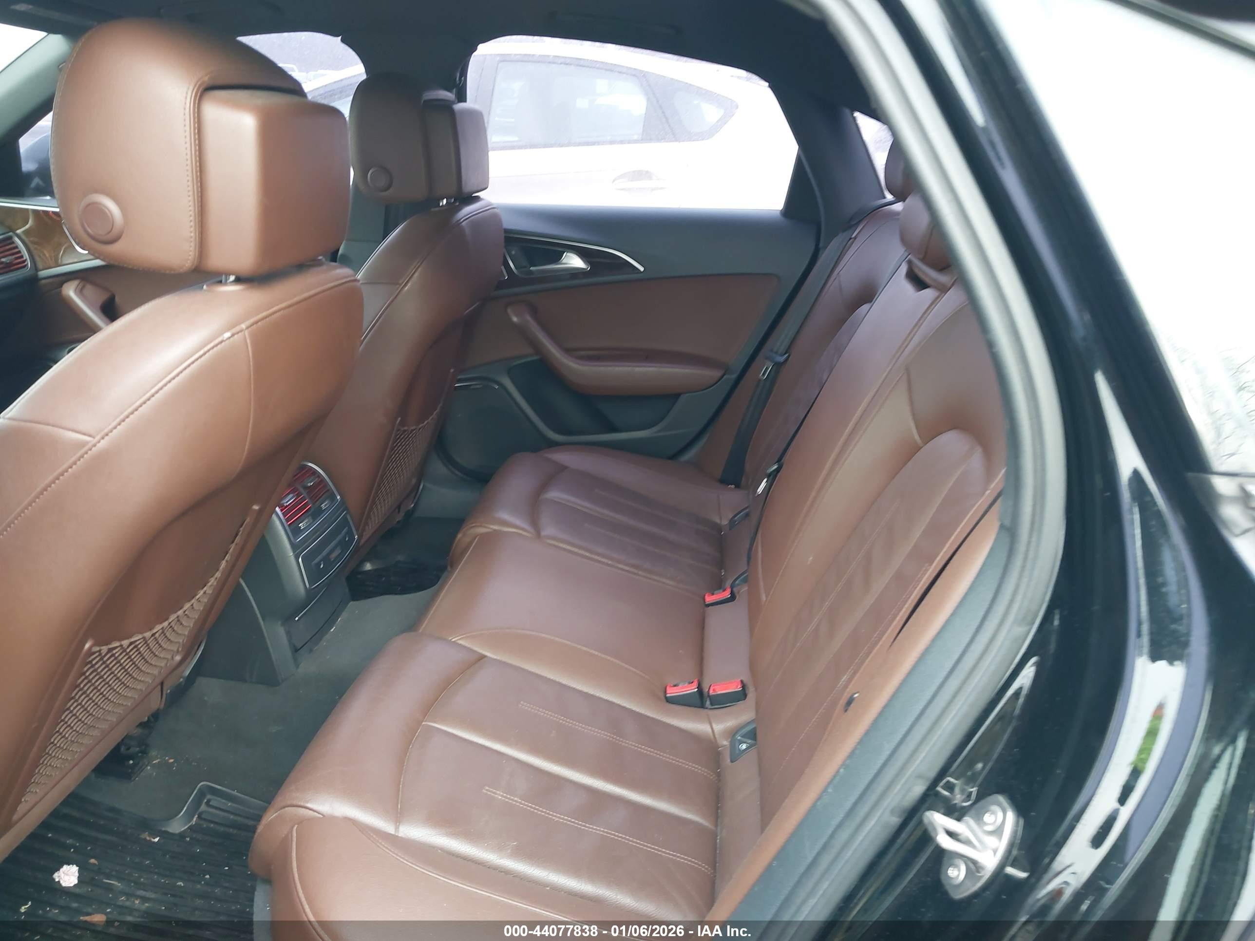 AUDI A6 image 8