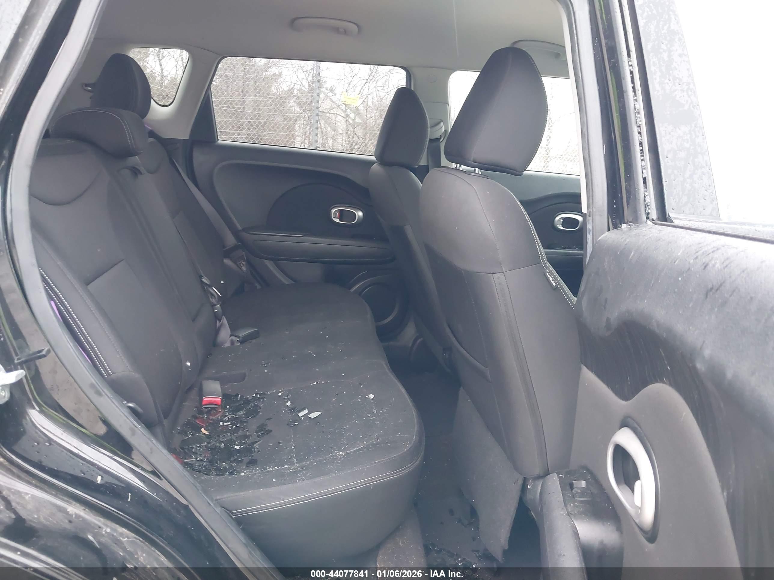 KIA SOUL image 8