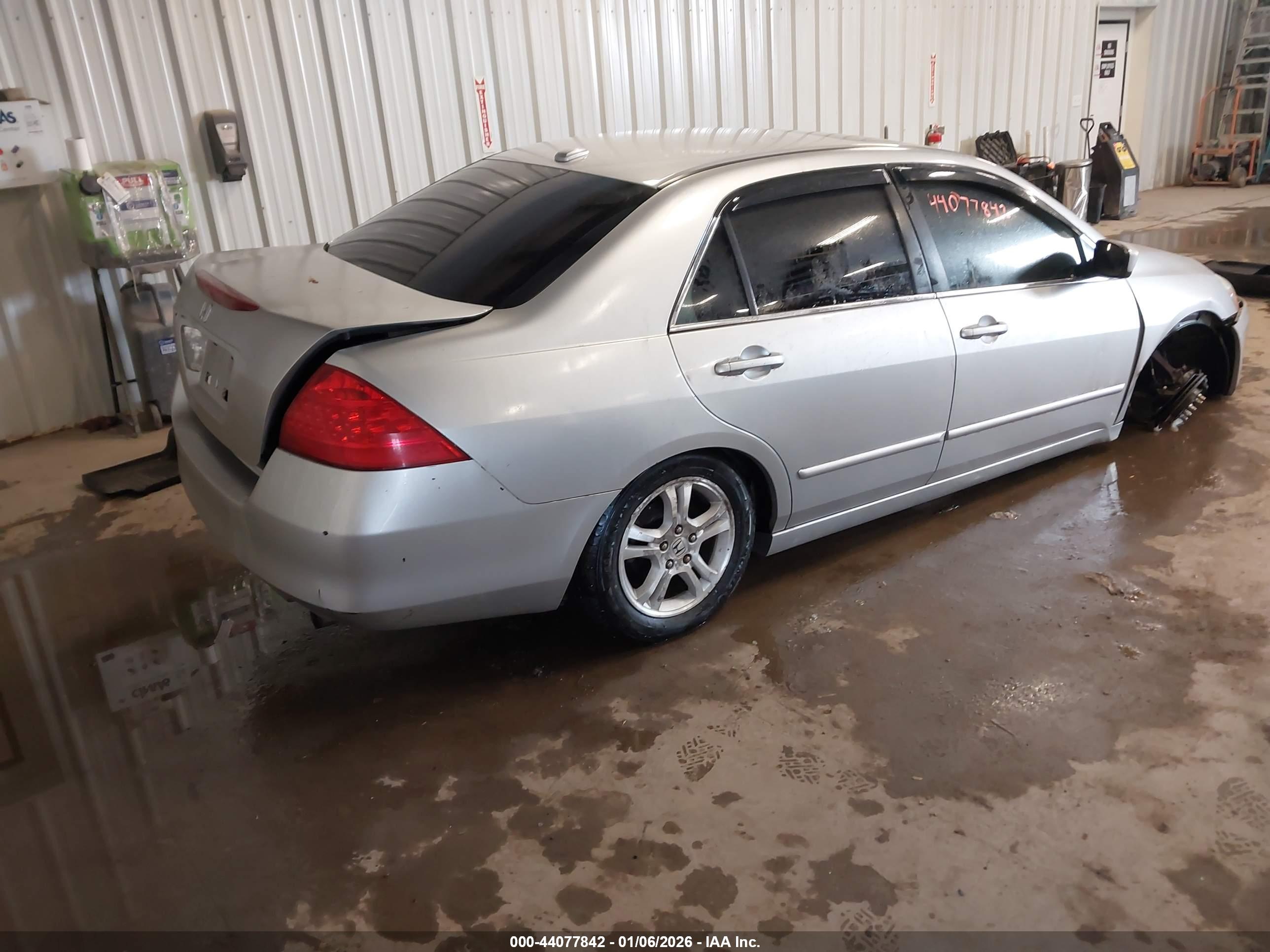 HONDA ACCORD image 4