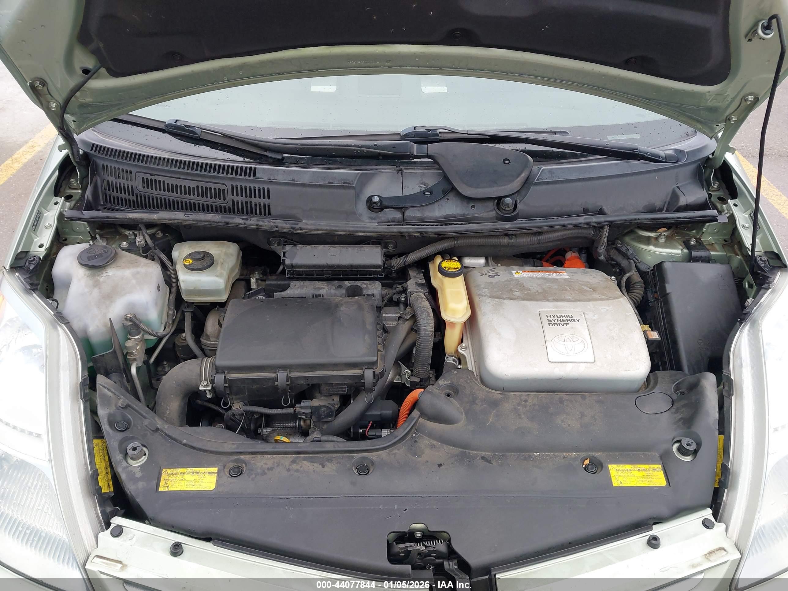 TOYOTA PRIUS image 10