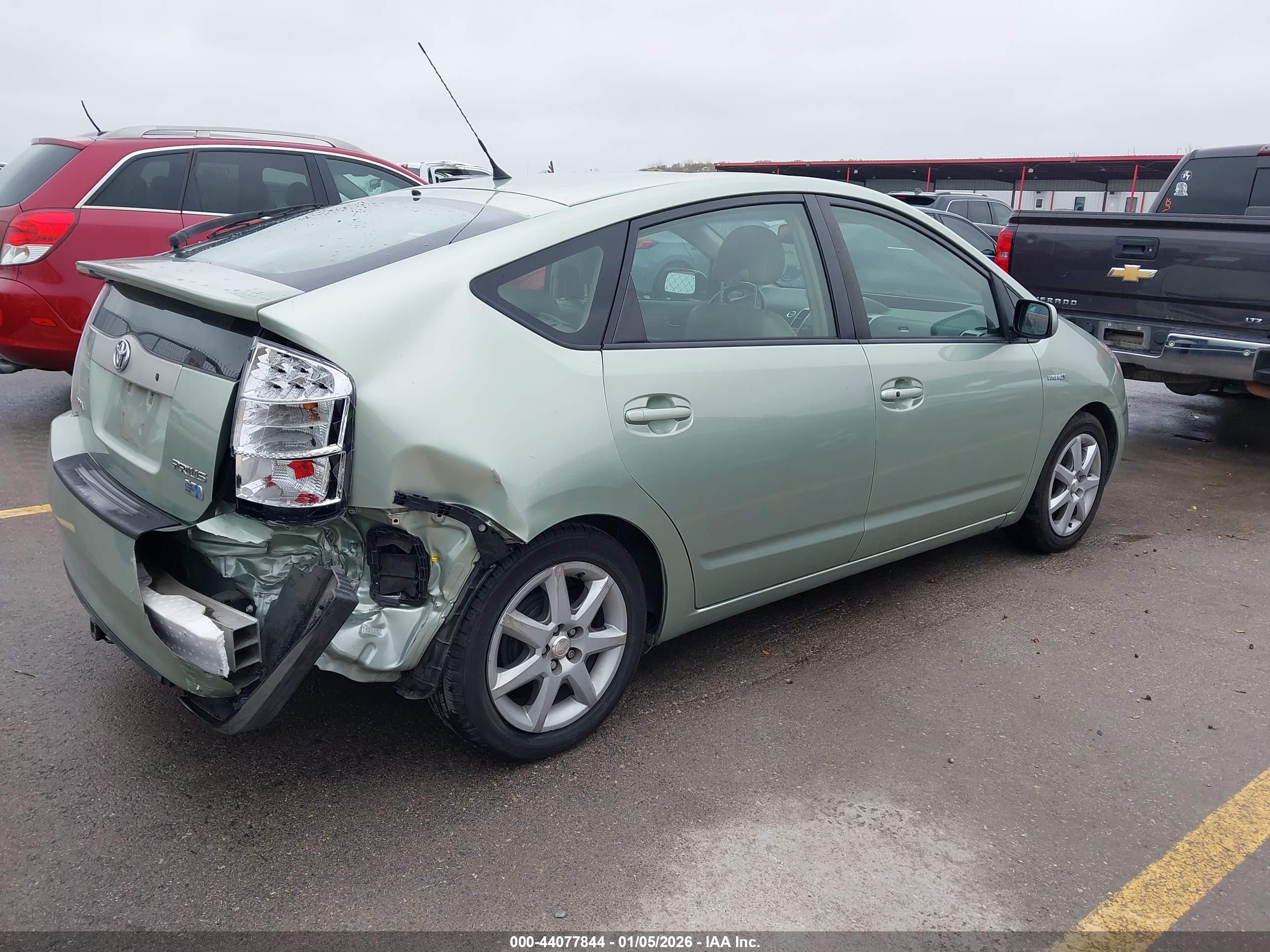 TOYOTA PRIUS image 4