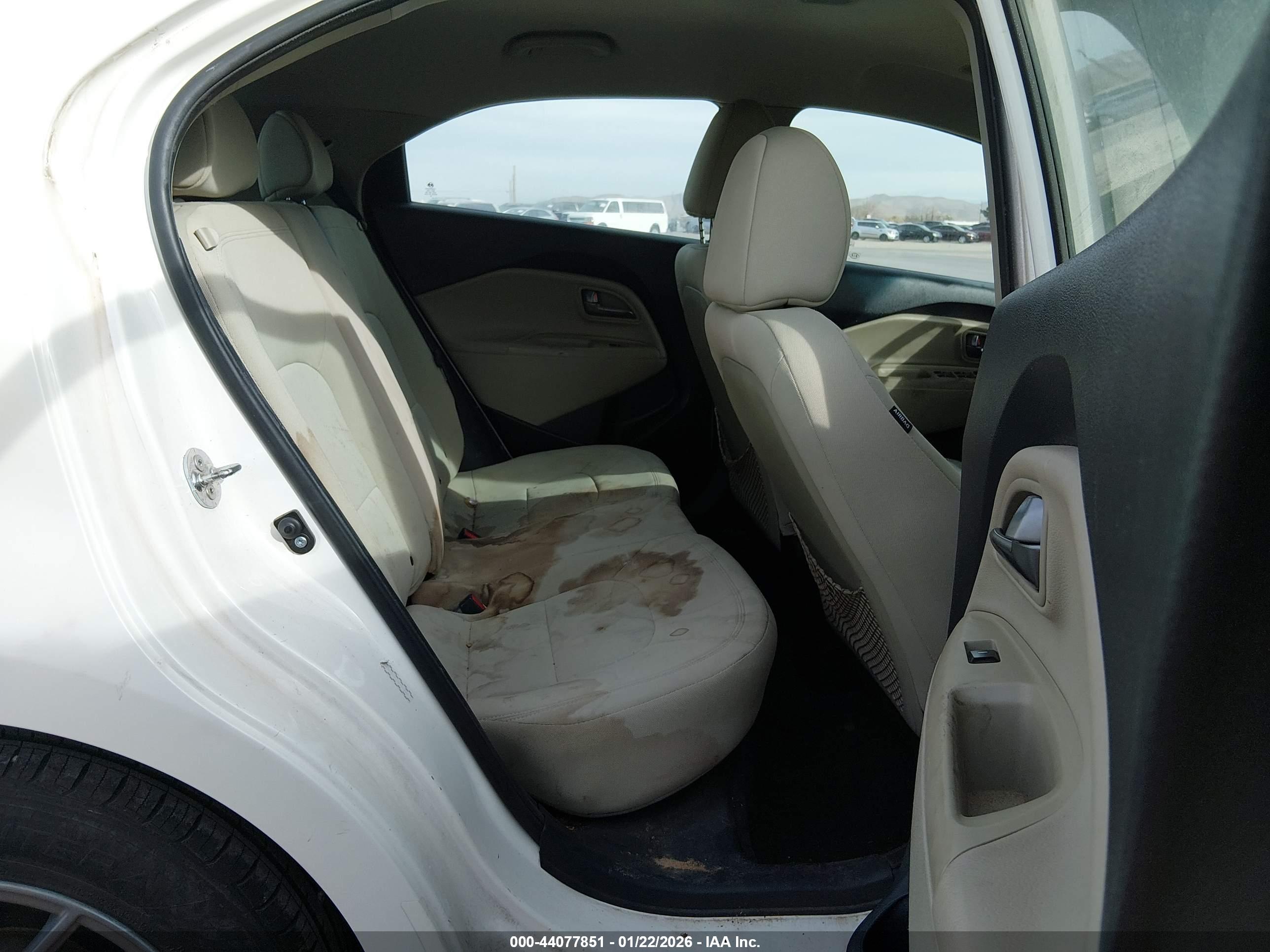 KIA RIO image 8