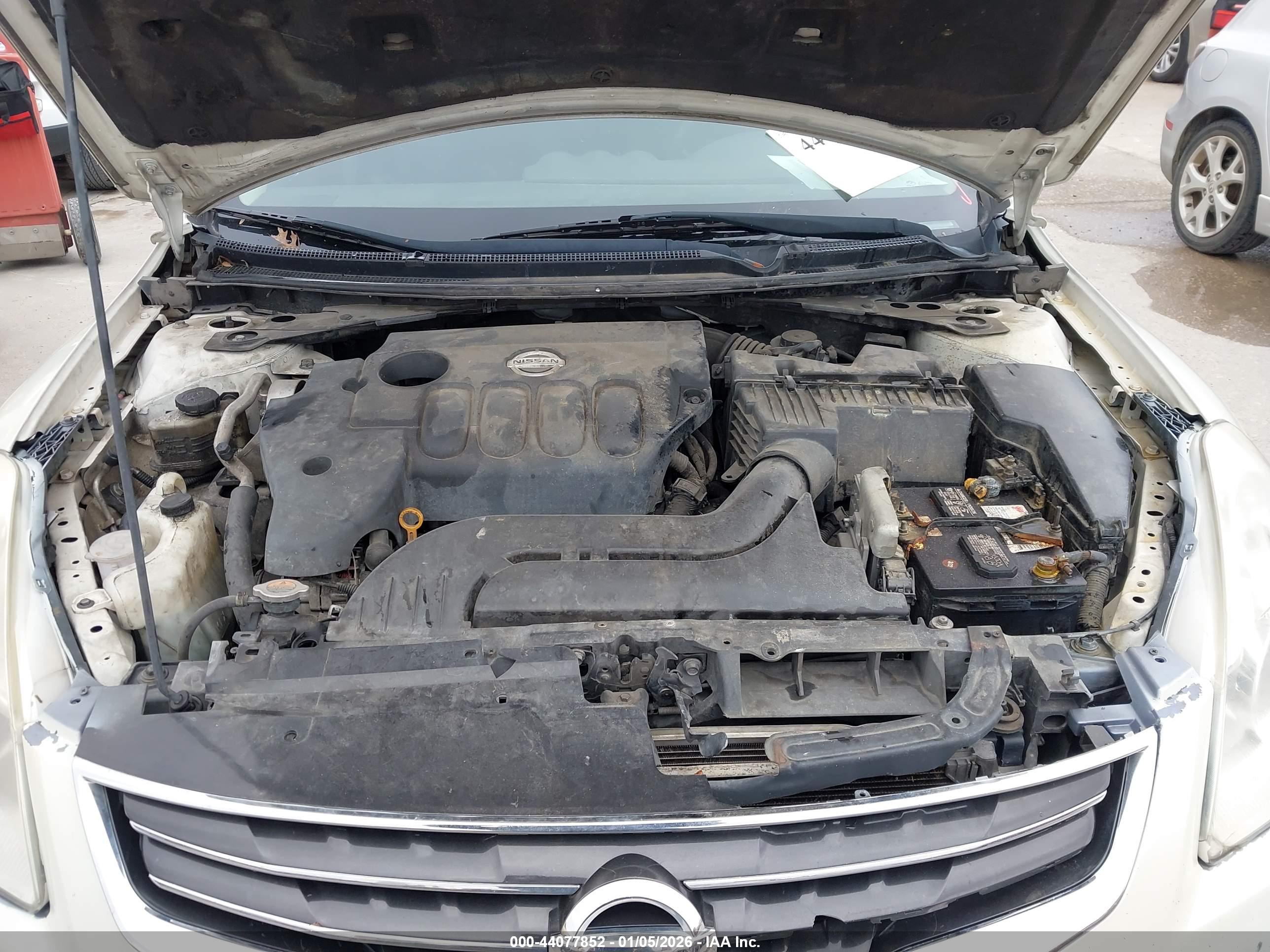 NISSAN ALTIMA image 10