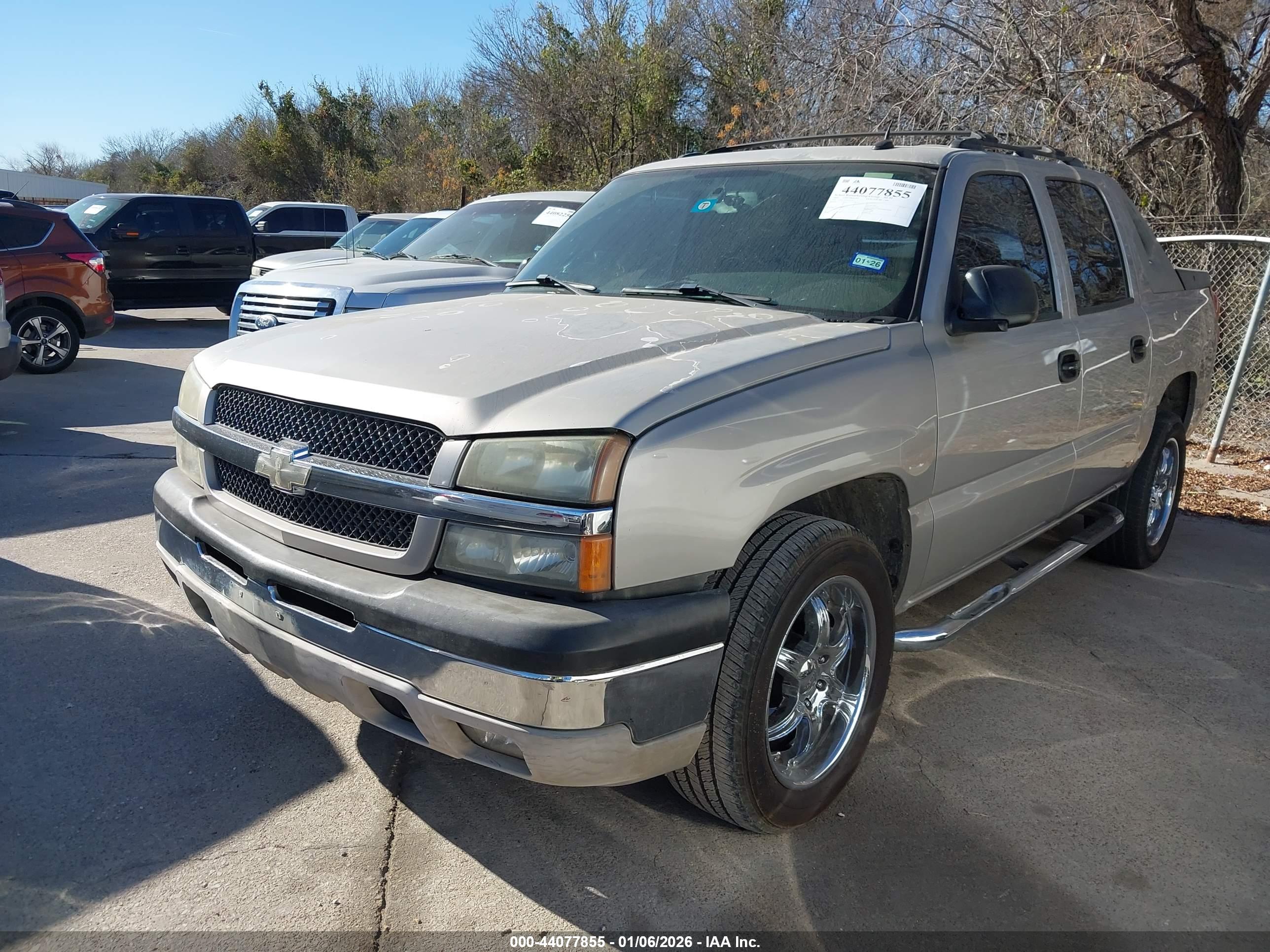 CHEVROLET AVALANCHE image 2