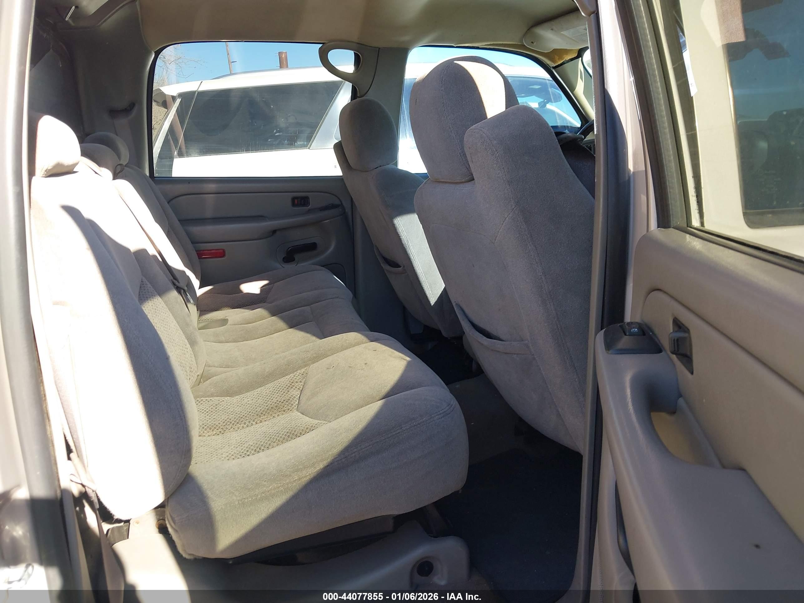 CHEVROLET AVALANCHE image 8