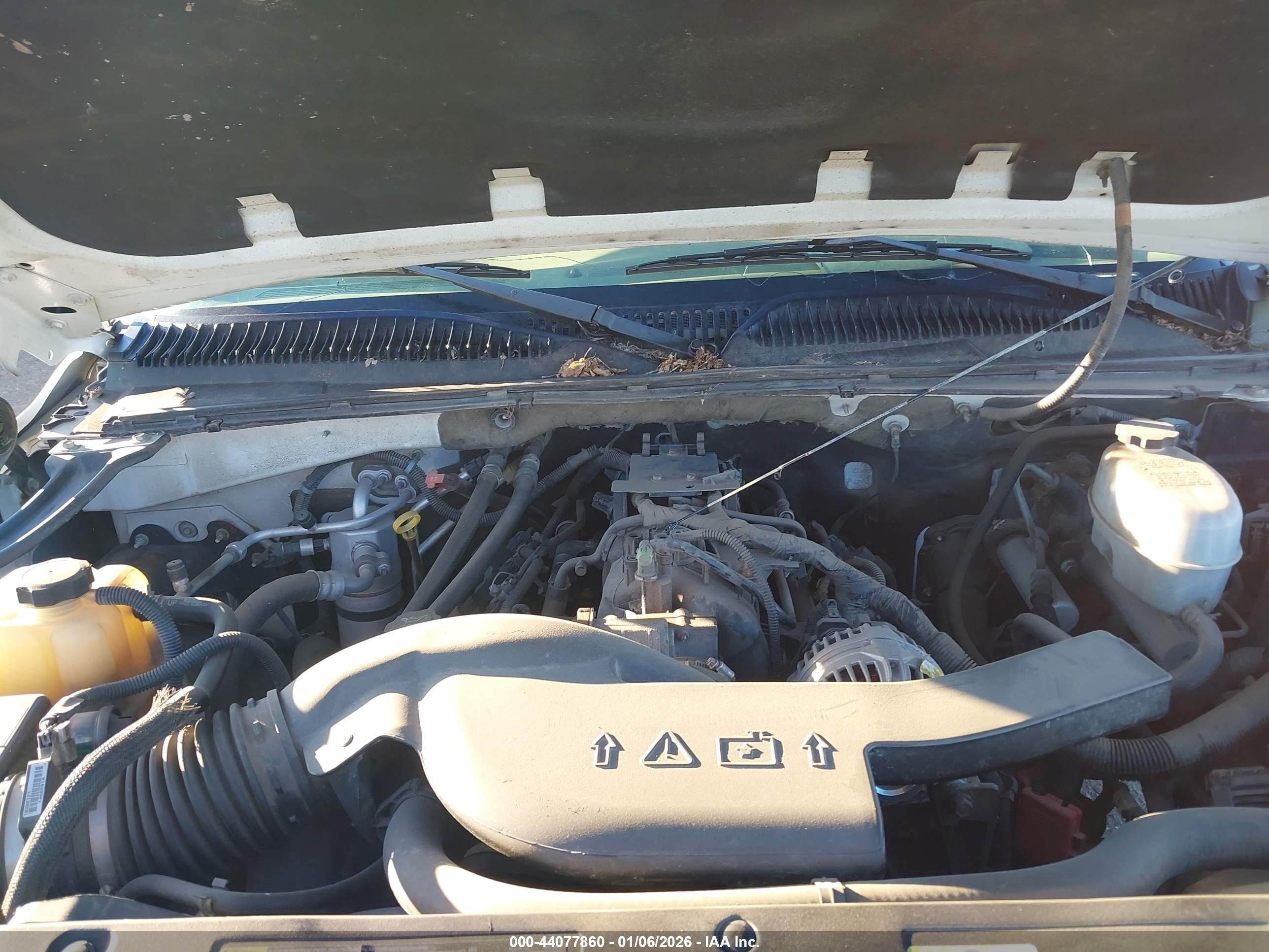 GMC YUKON image 10
