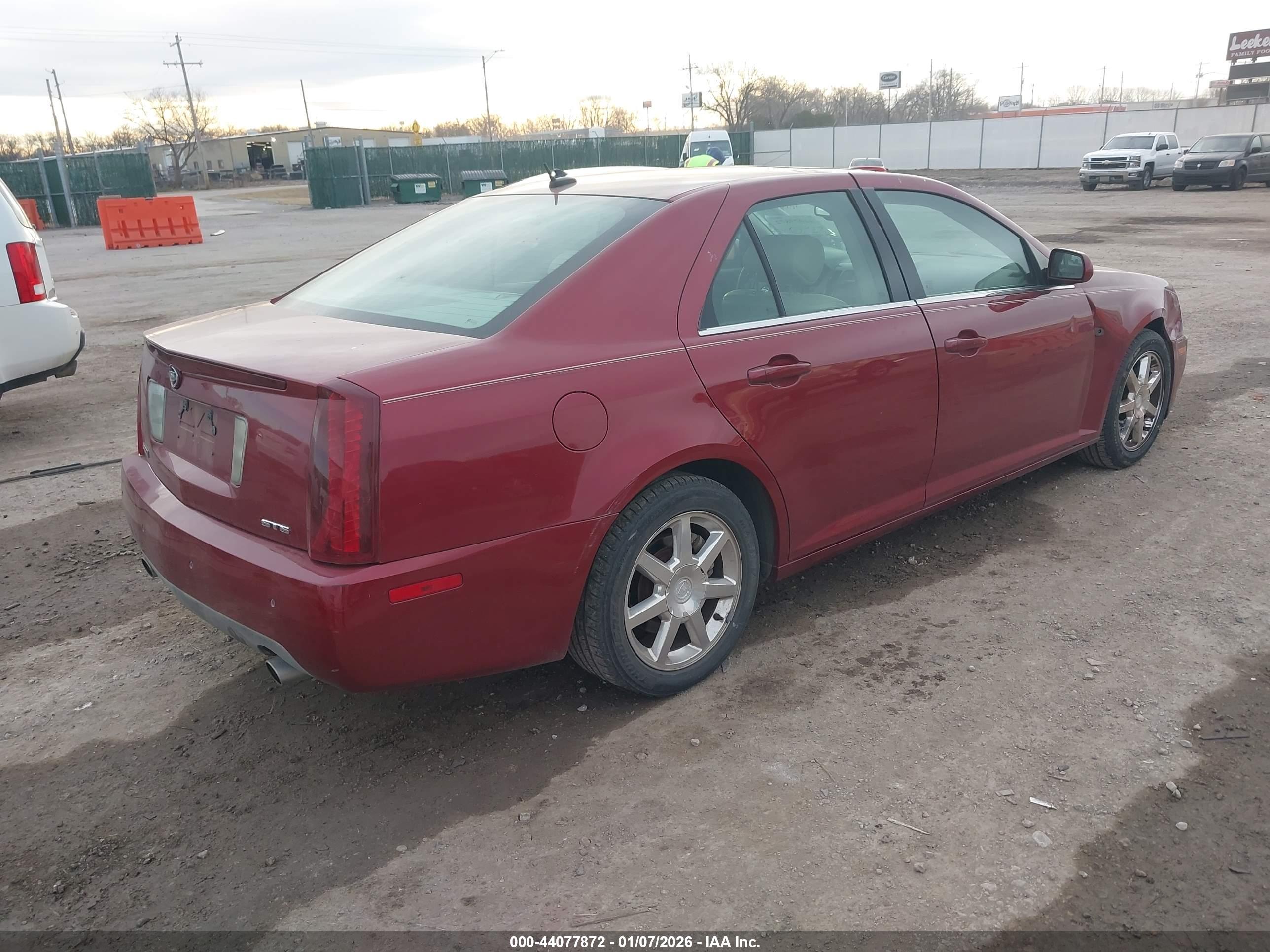 CADILLAC STS image 4