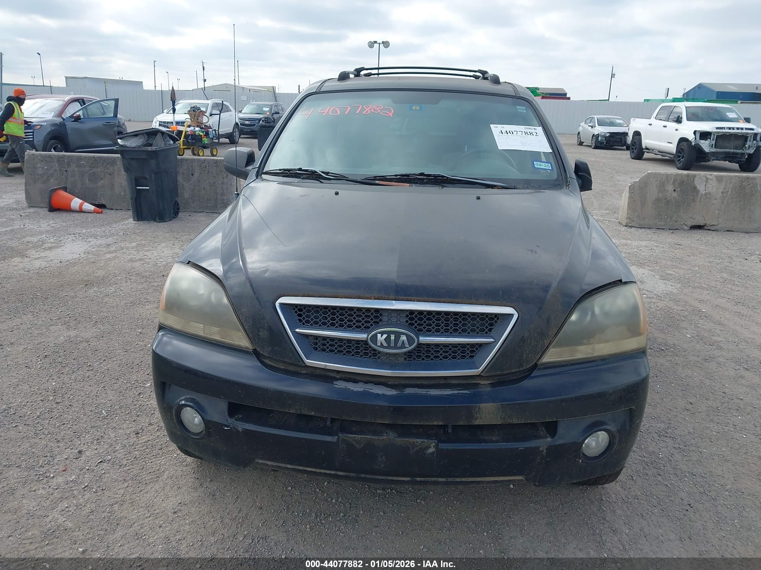 KIA SORENTO image 6