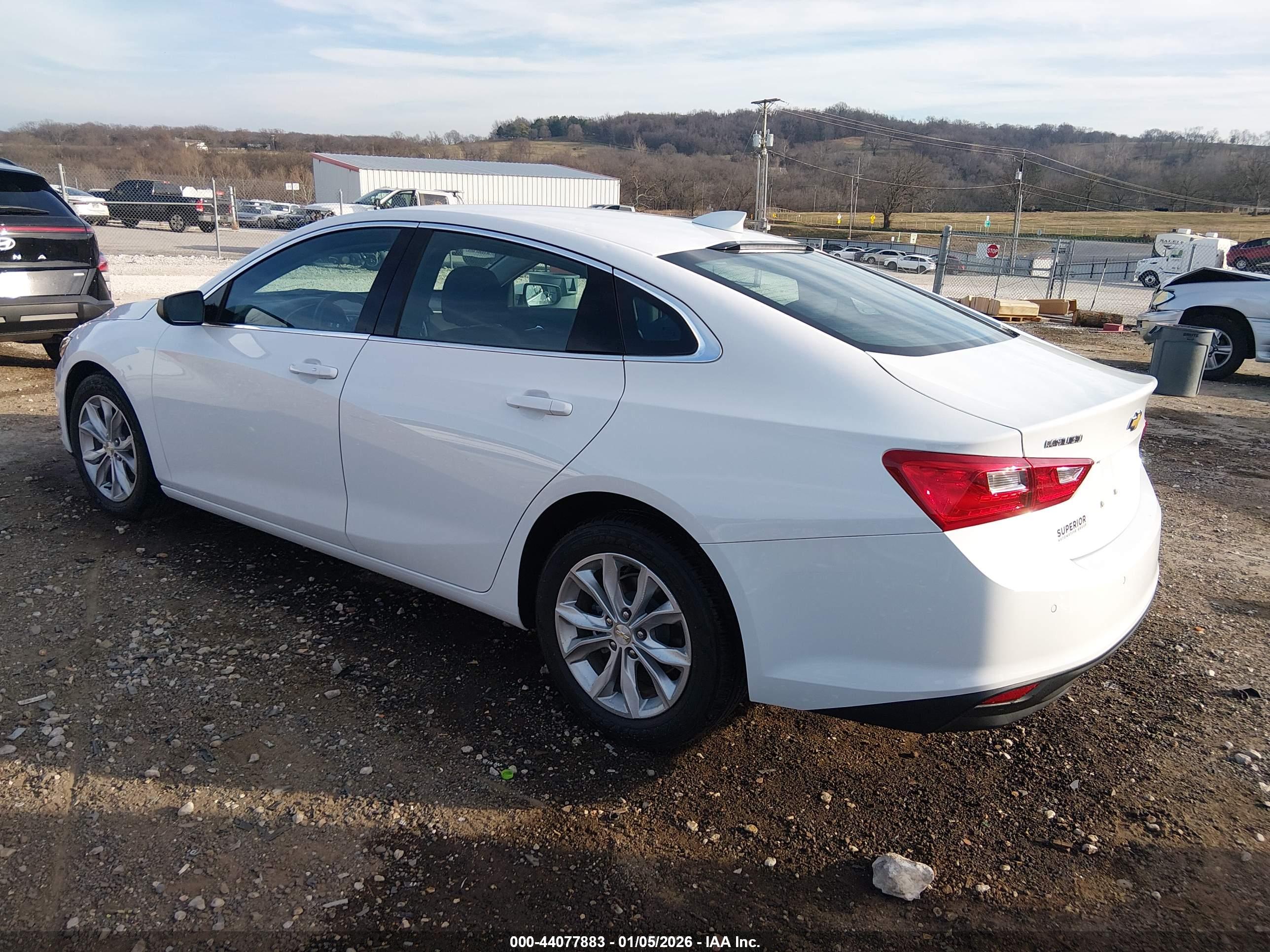 CHEVROLET MALIBU image 3