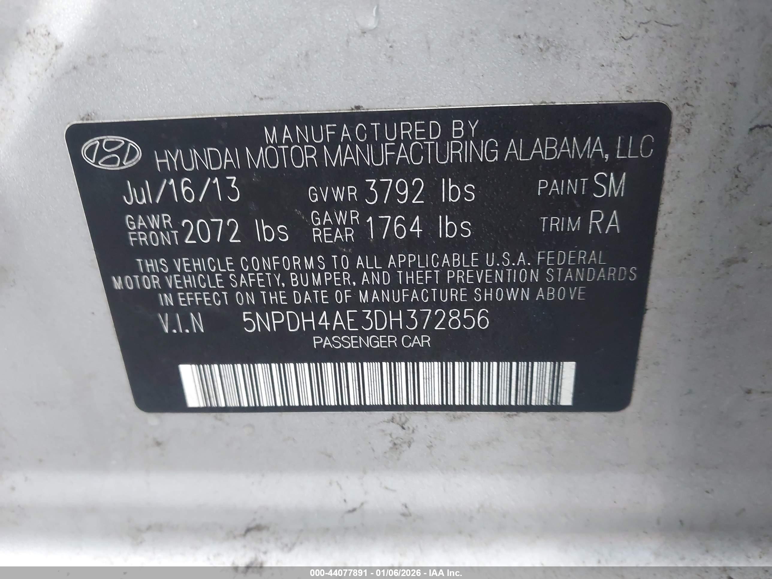 HYUNDAI ELANTRA image 9