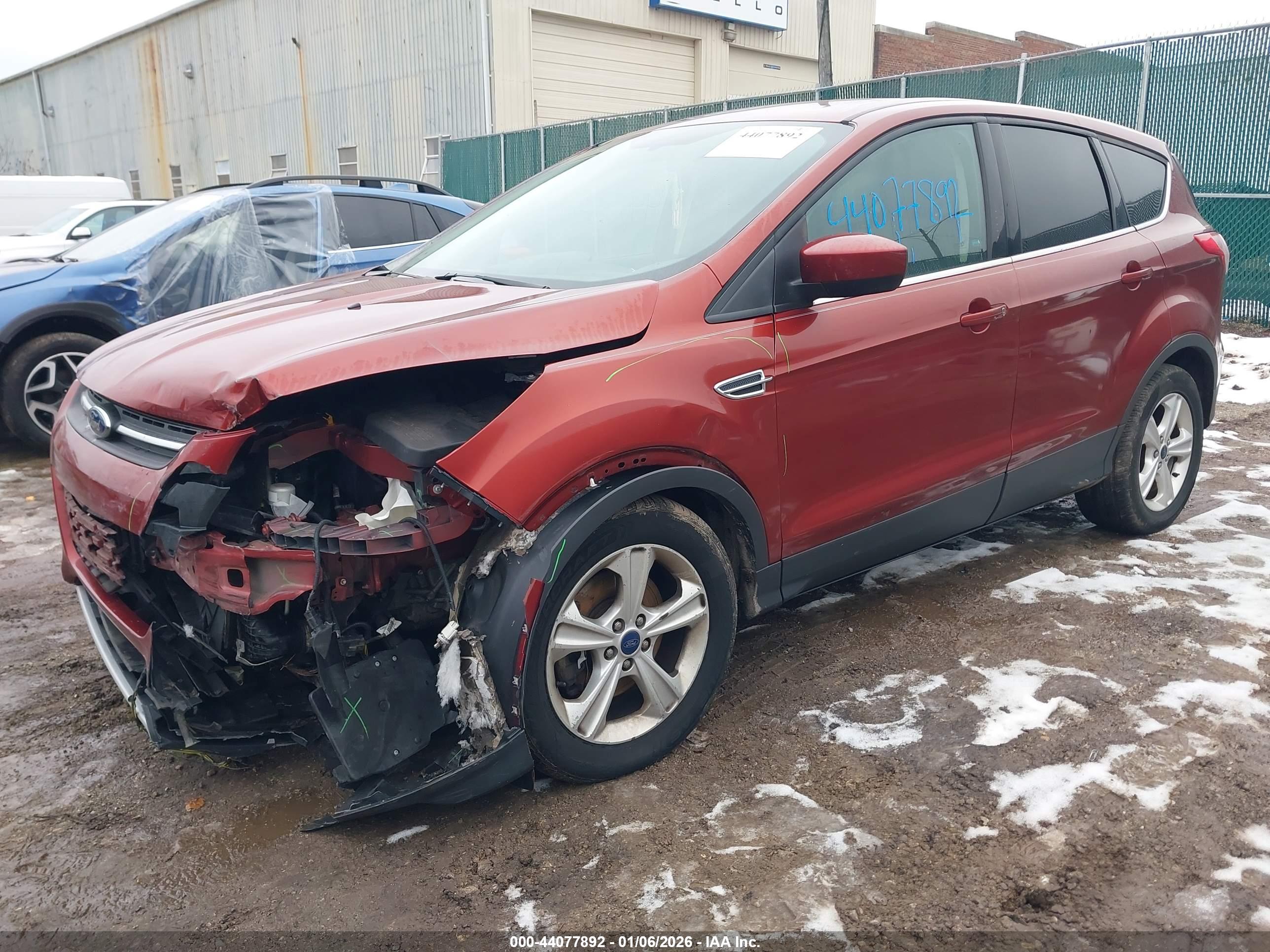 FORD ESCAPE image 2