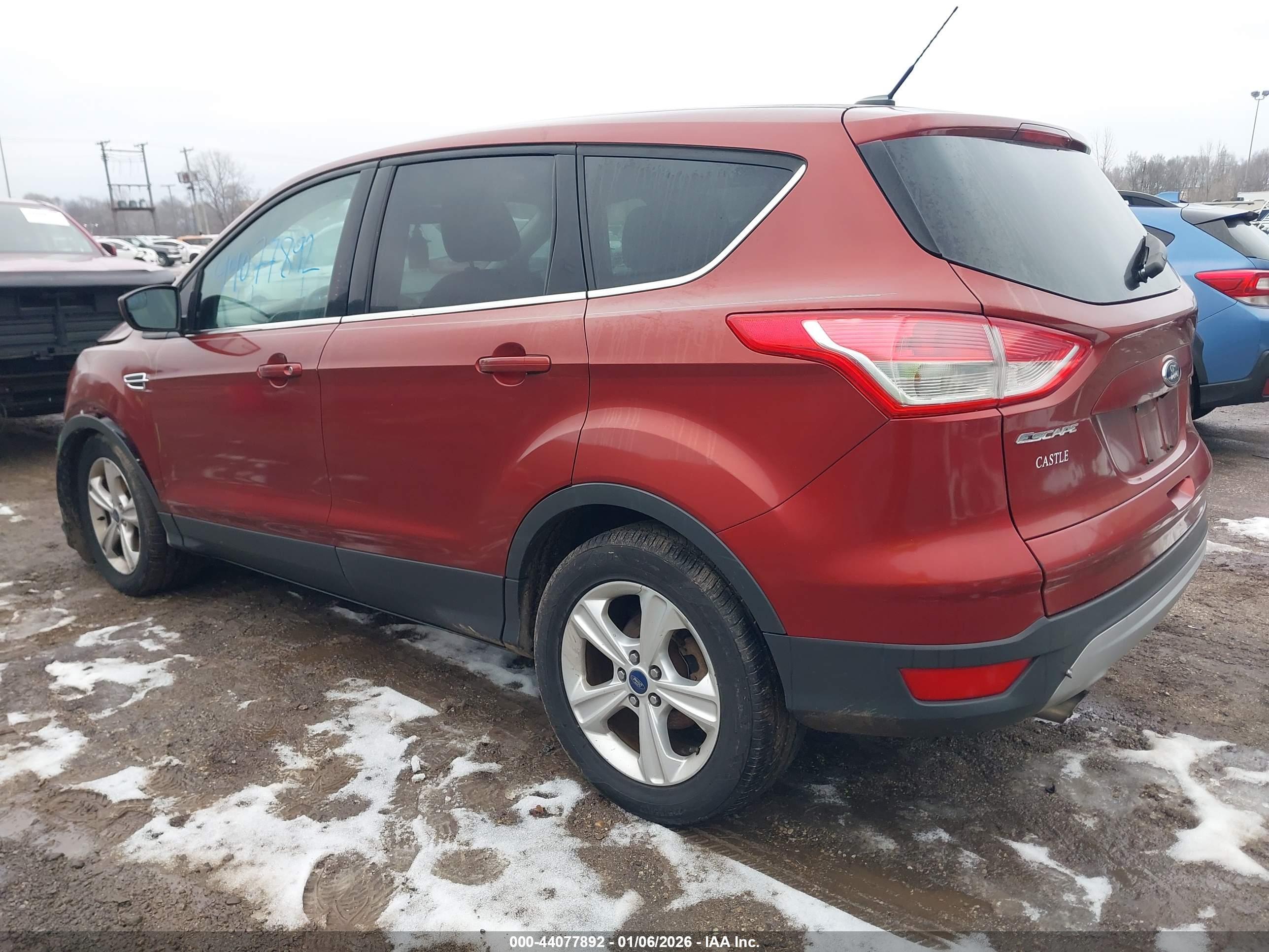 FORD ESCAPE image 3