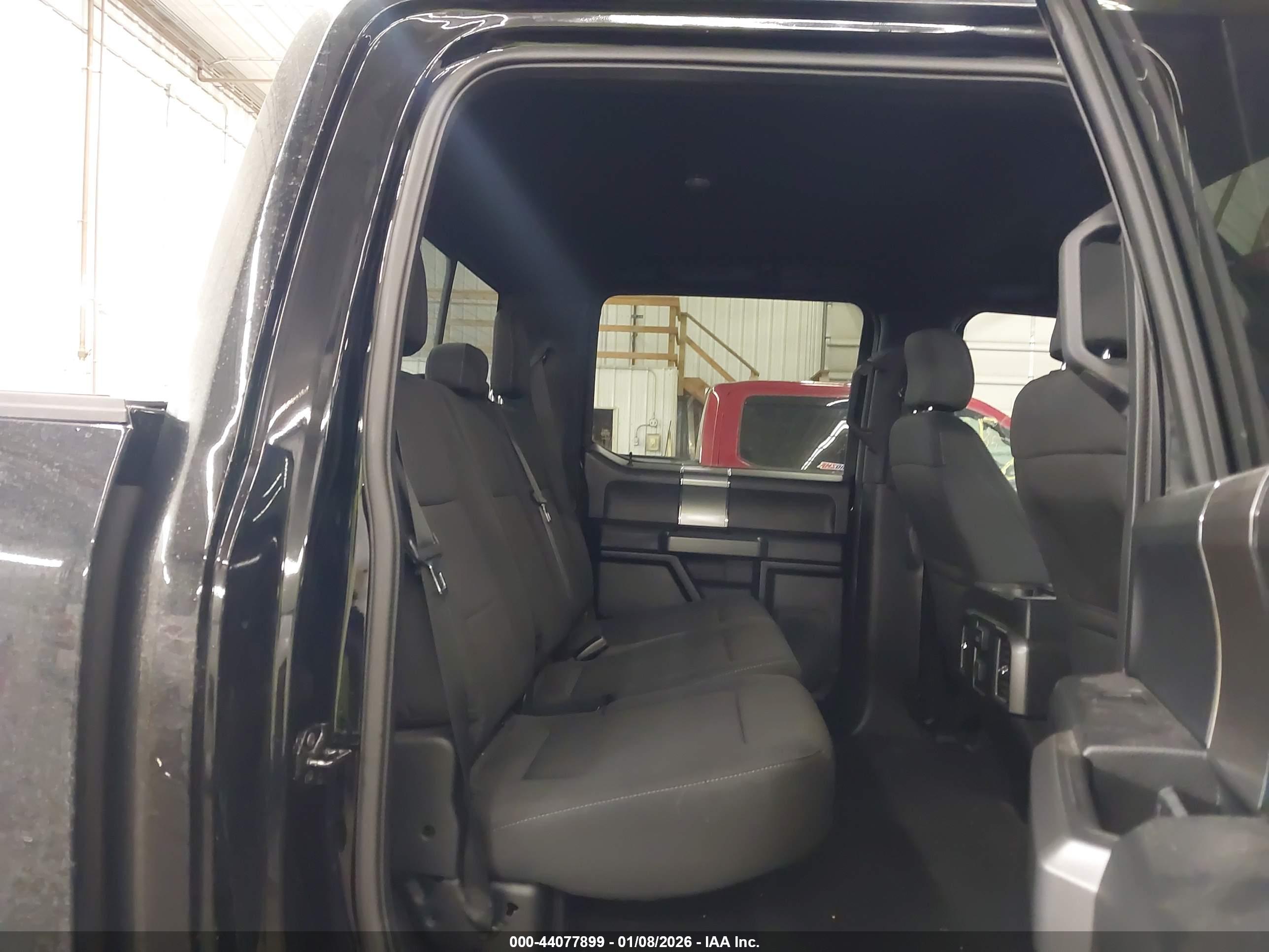 FORD F-150 image 8