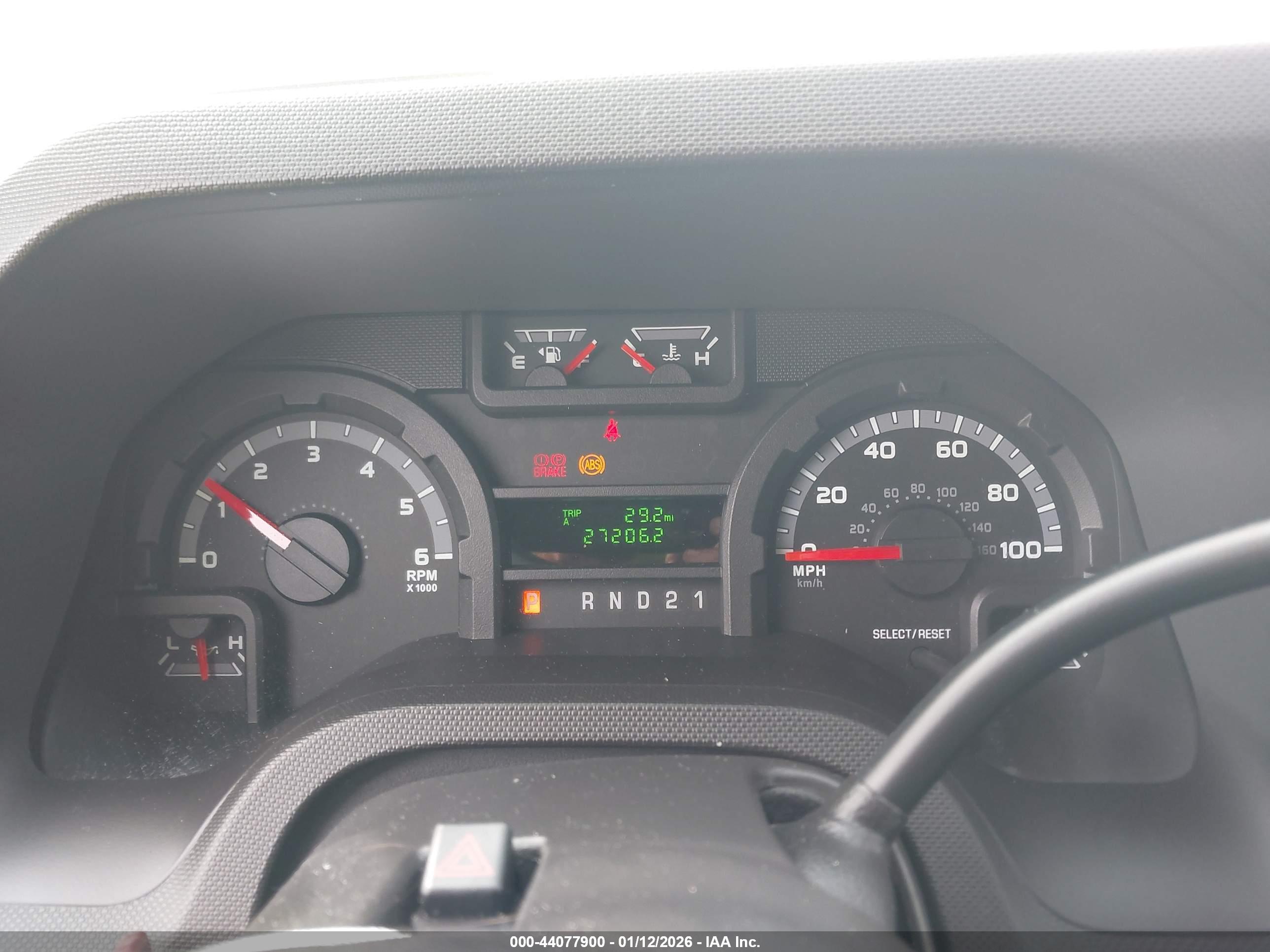 FORD E-150 image 7