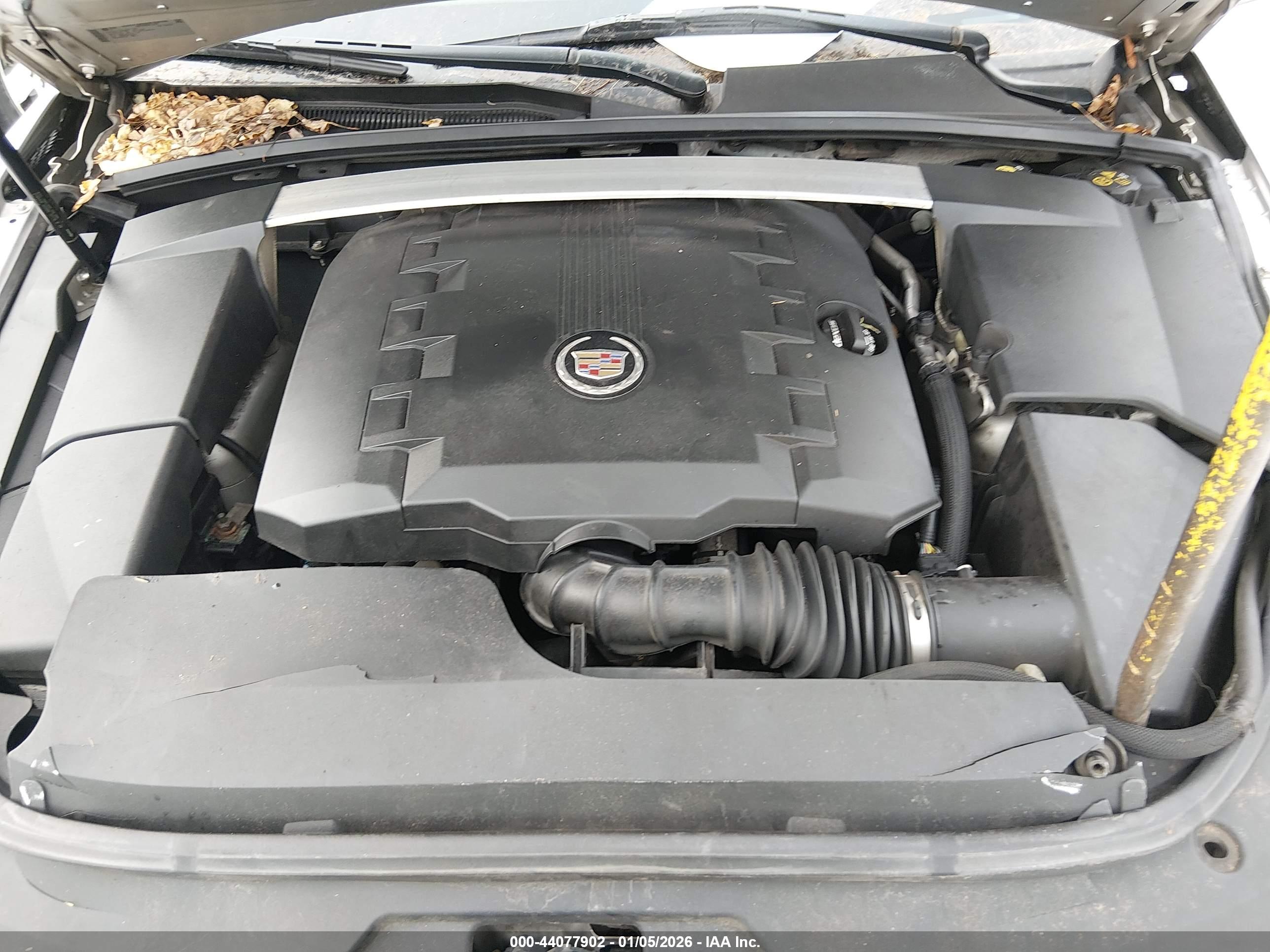 CADILLAC CTS image 10