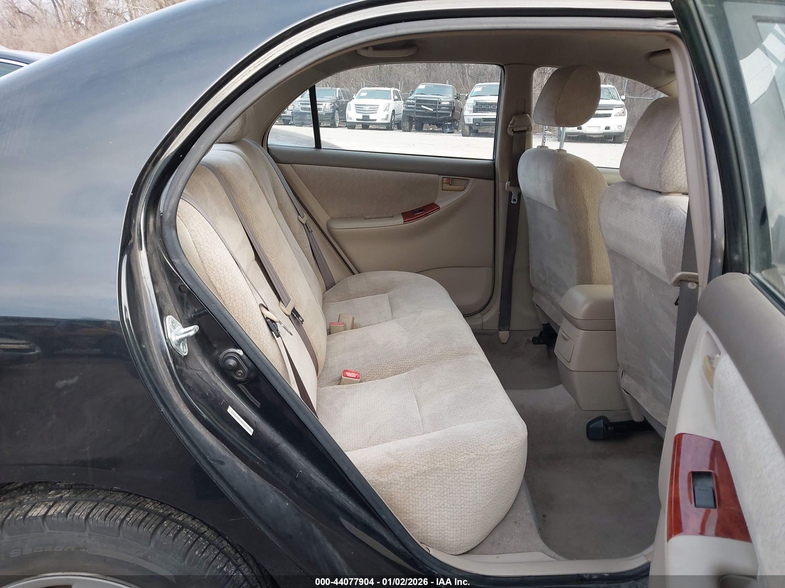 TOYOTA COROLLA image 8