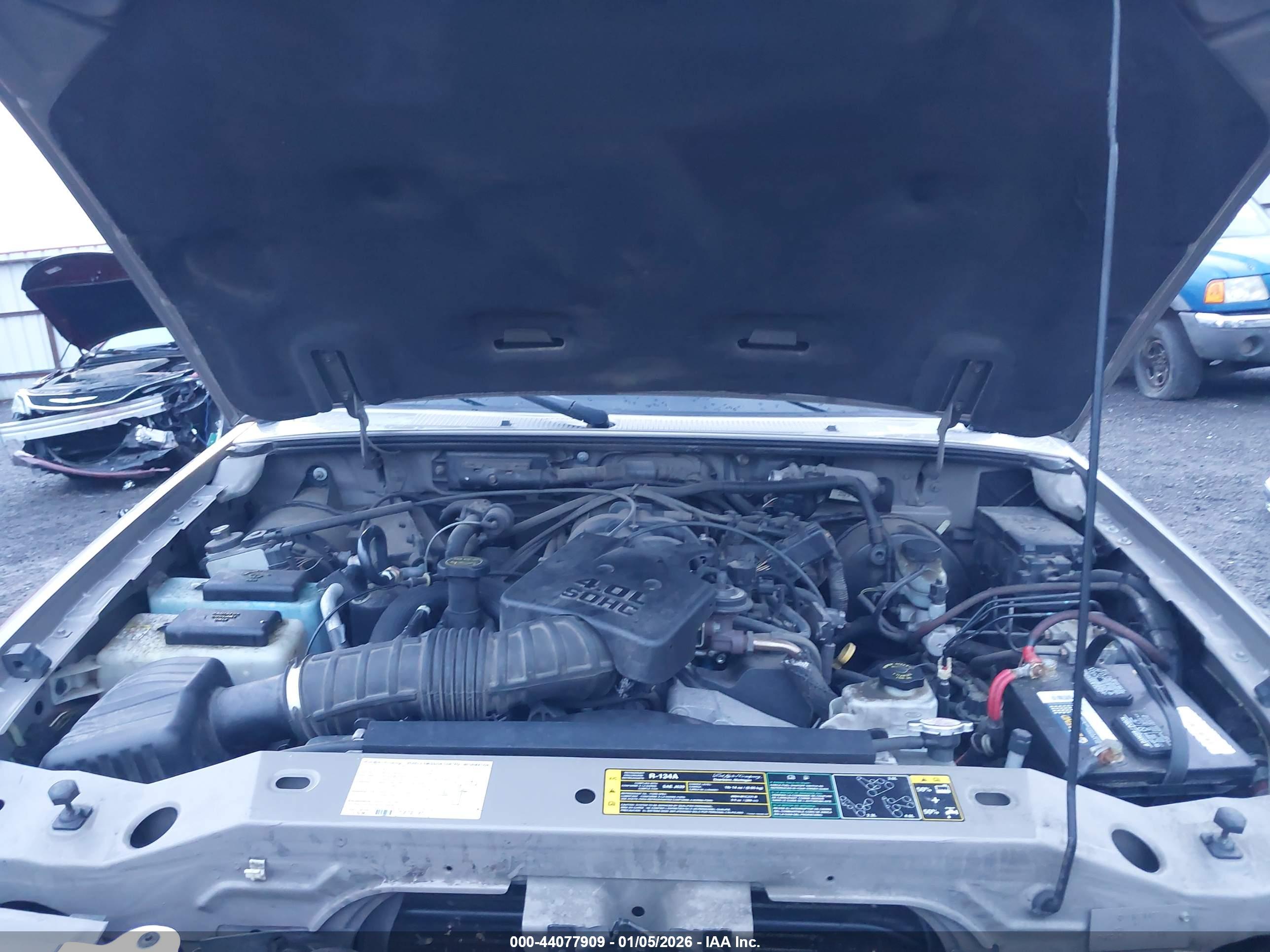 FORD RANGER image 10