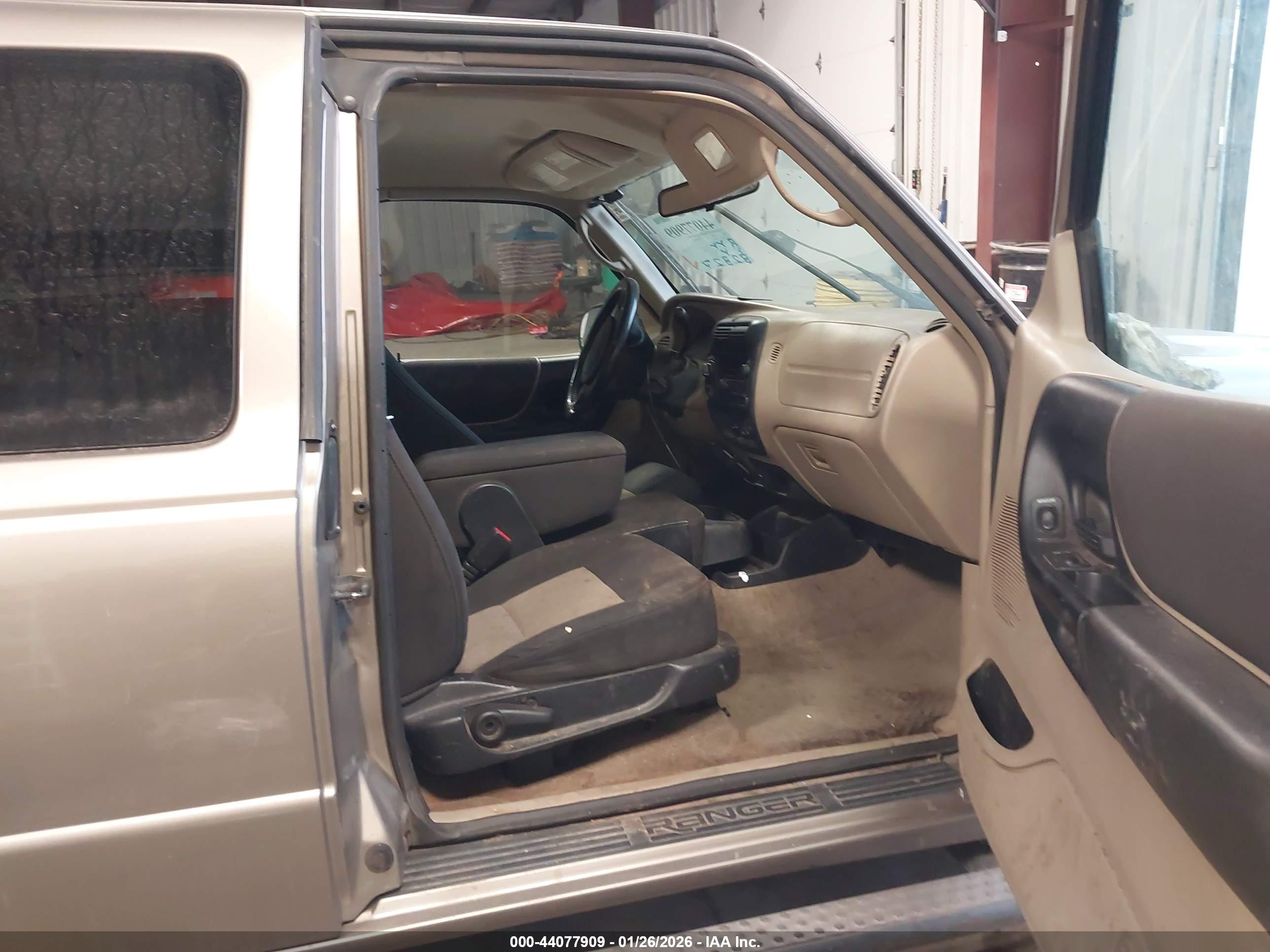 FORD RANGER image 5