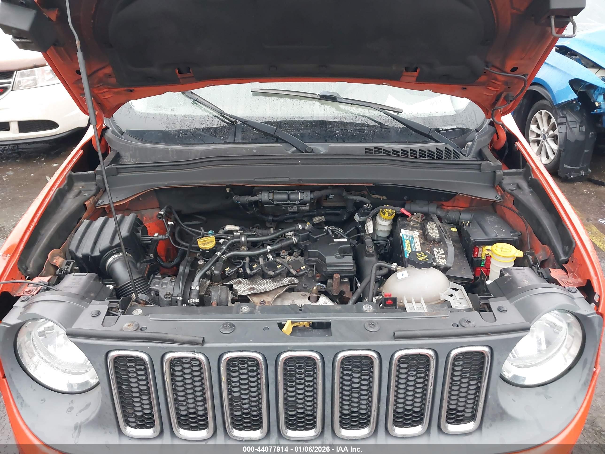 JEEP RENEGADE image 10
