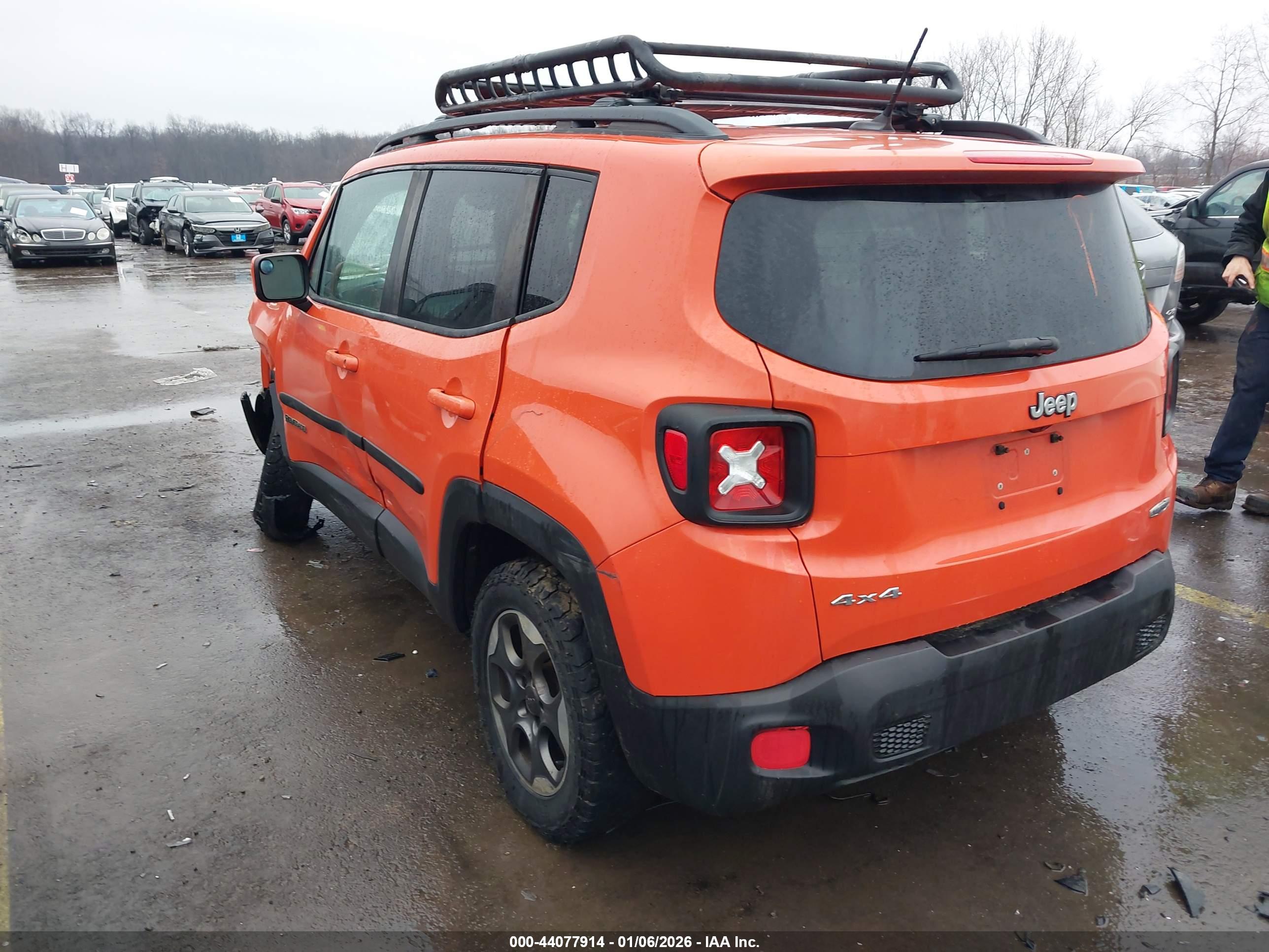 JEEP RENEGADE image 3