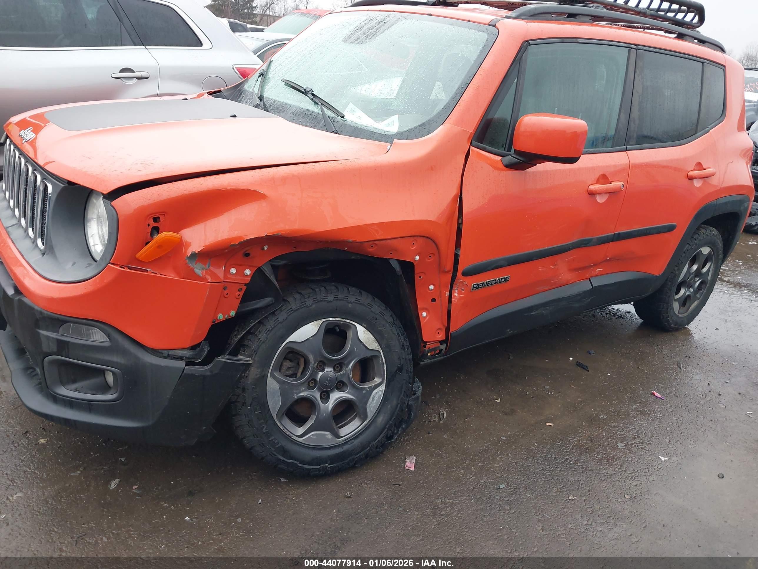 JEEP RENEGADE image 6