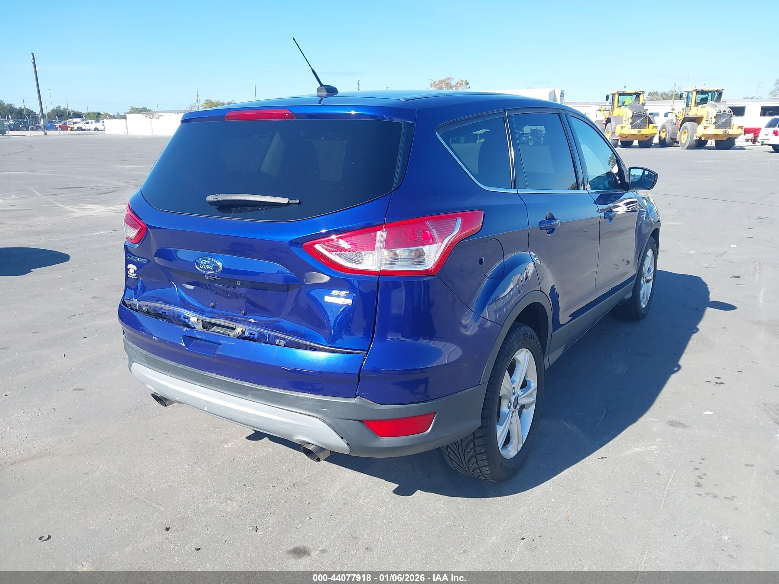 FORD ESCAPE image 4