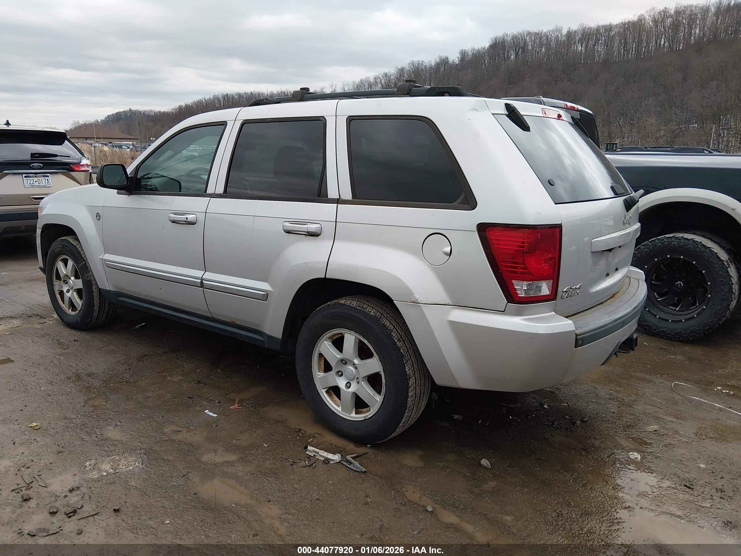 JEEP GRAND image 3