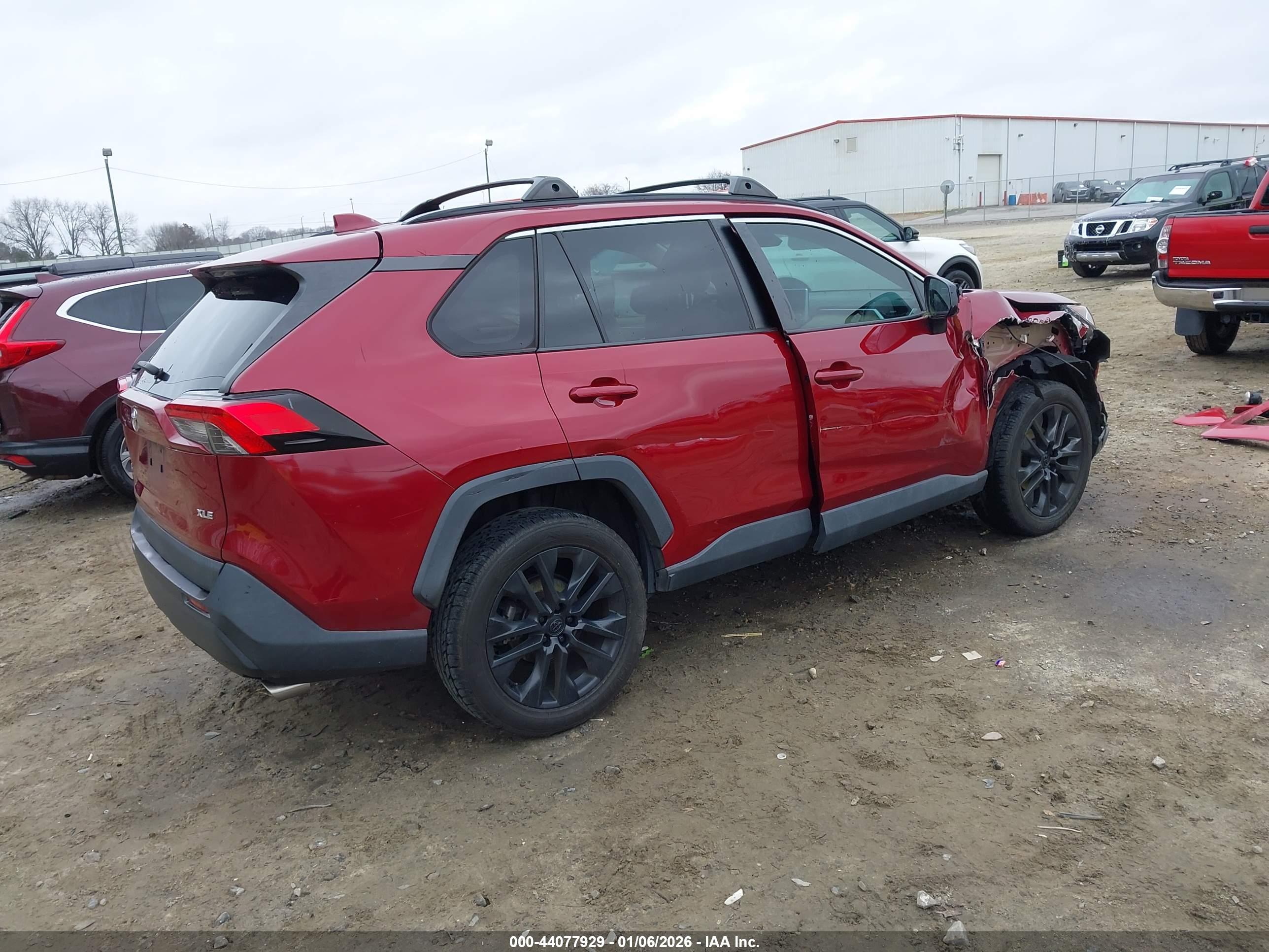 TOYOTA RAV4 image 4