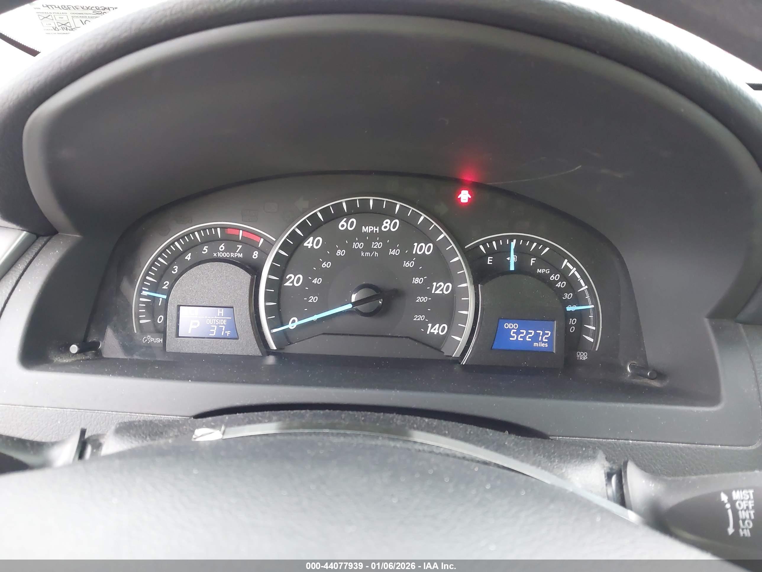 TOYOTA CAMRY image 7