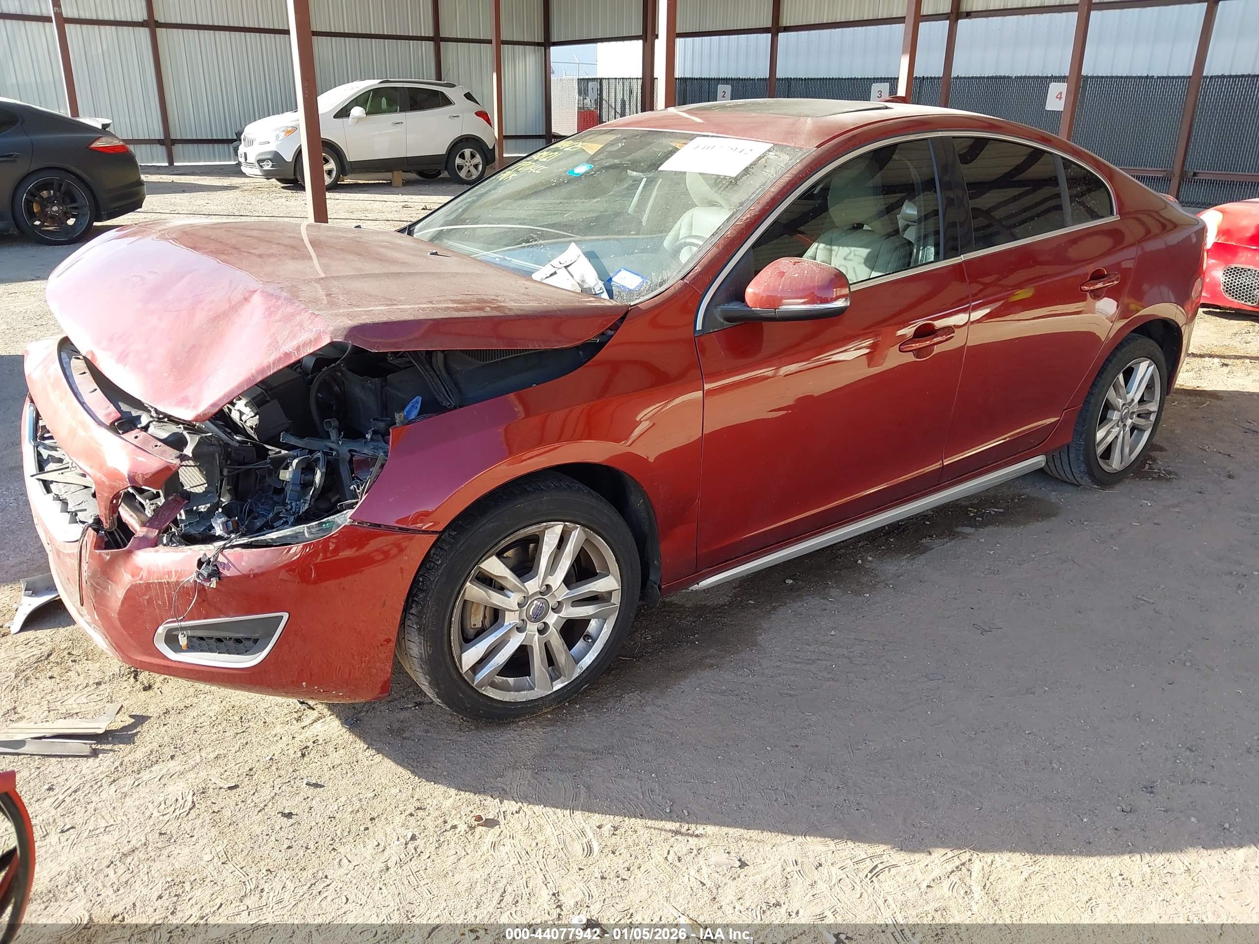 VOLVO S60 image 2