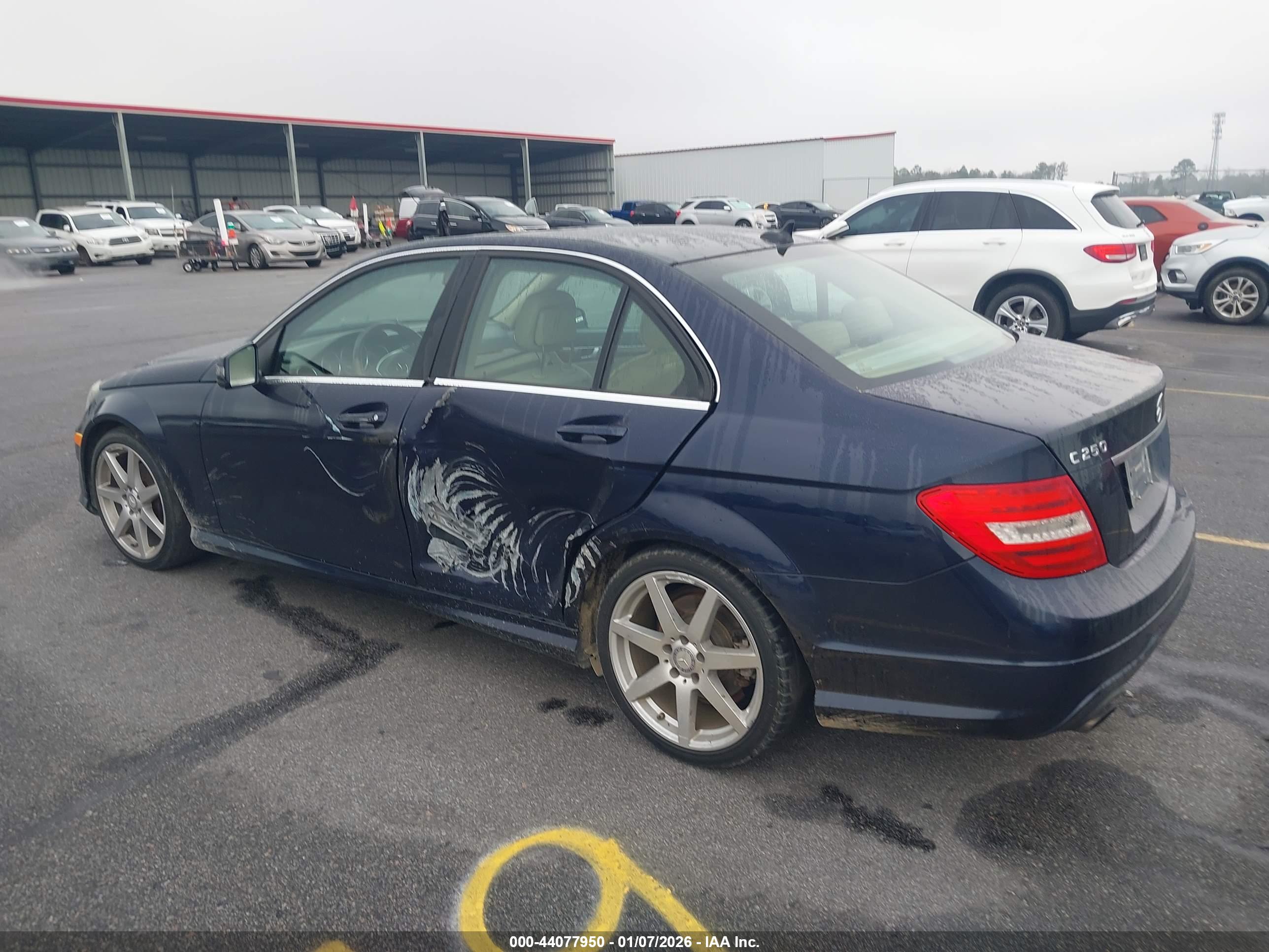 MERCEDES-BENZ C image 3