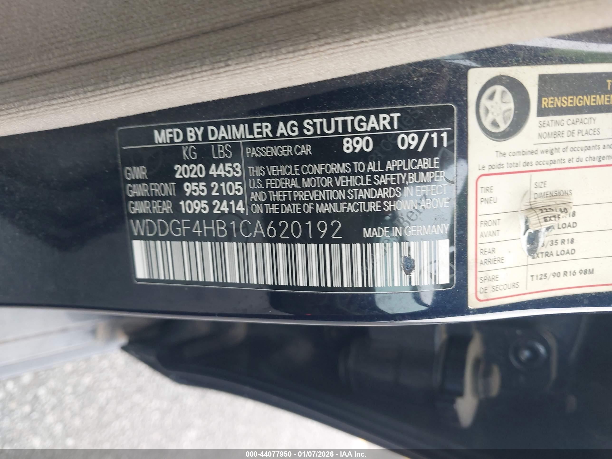 MERCEDES-BENZ C image 9