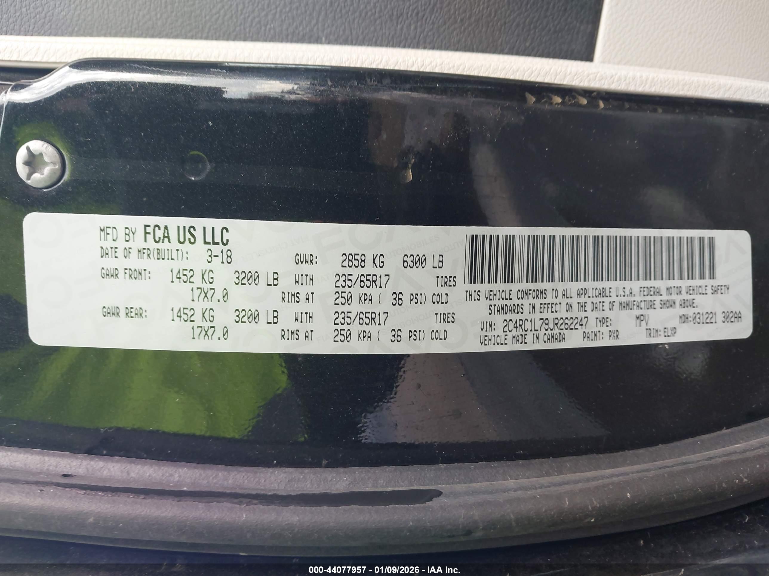 CHRYSLER PACIFICA image 9