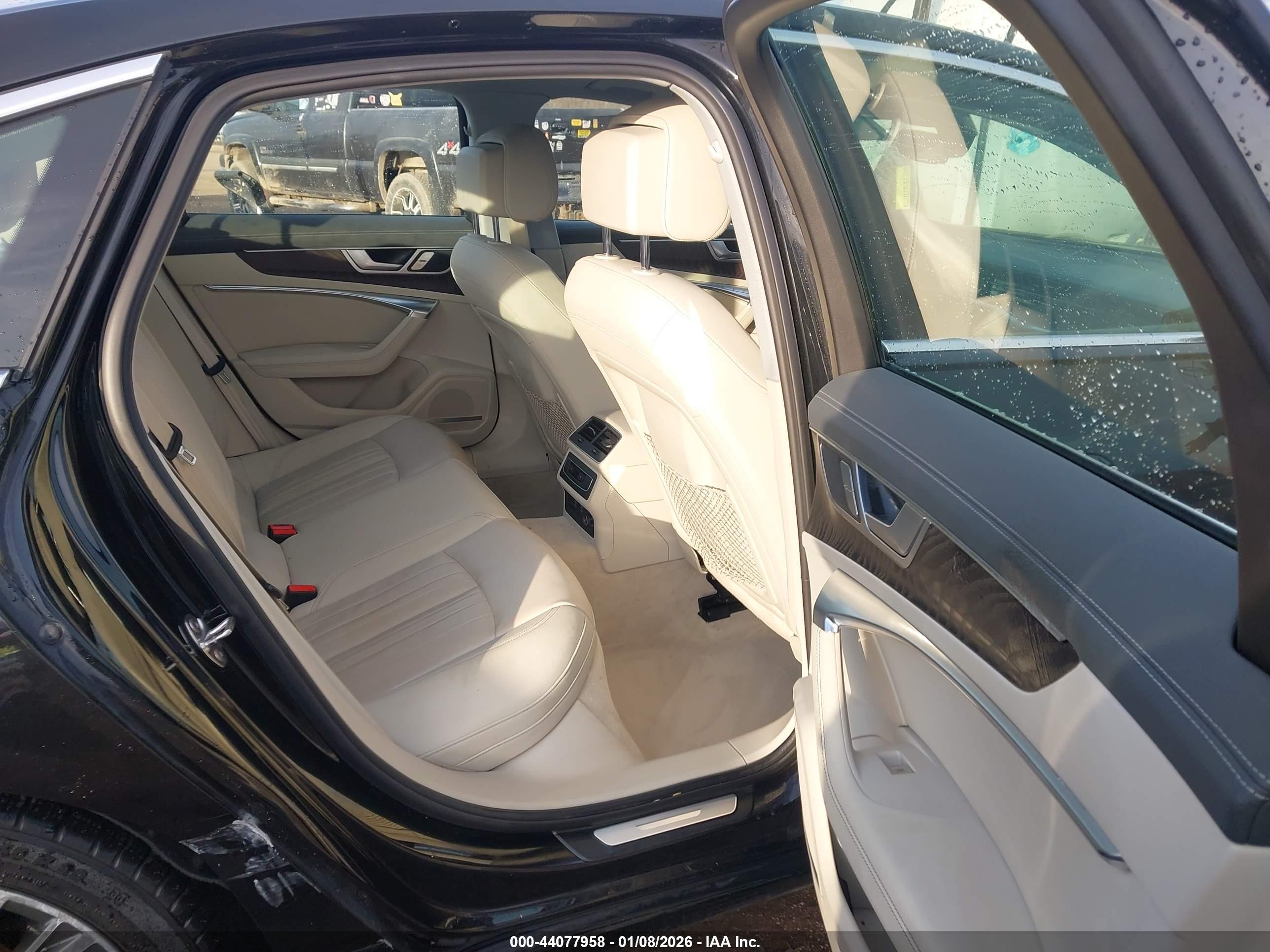 AUDI A6 image 8
