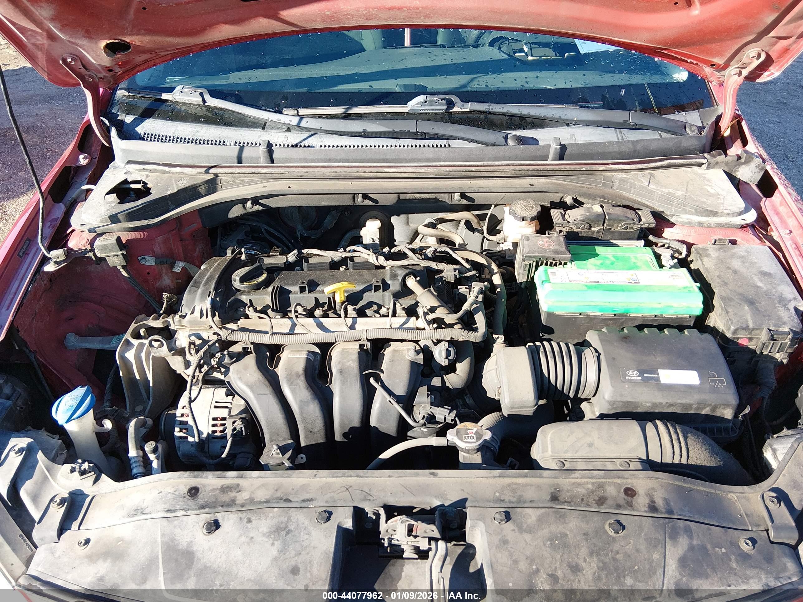 HYUNDAI ELANTRA image 10