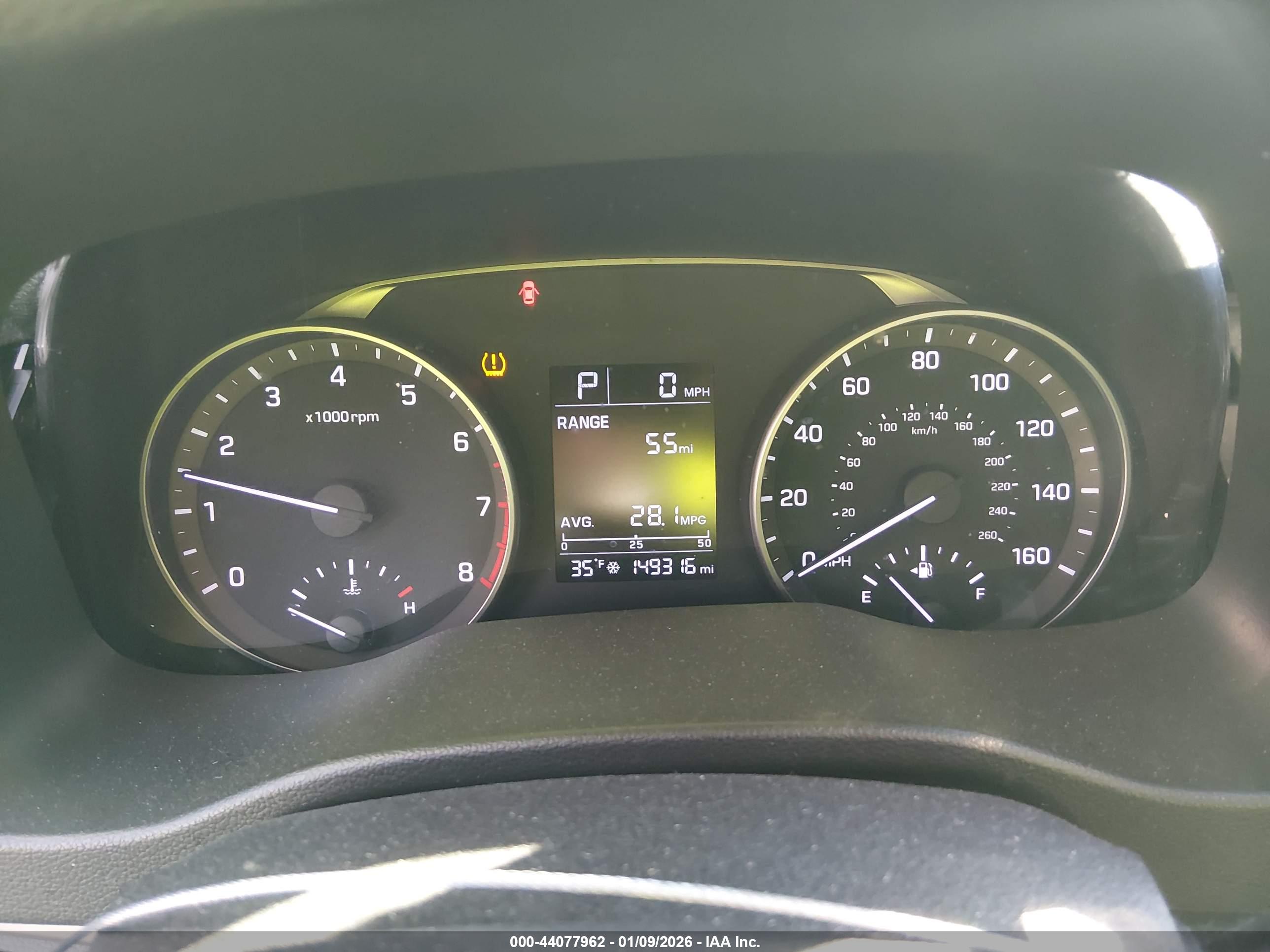 HYUNDAI ELANTRA image 7