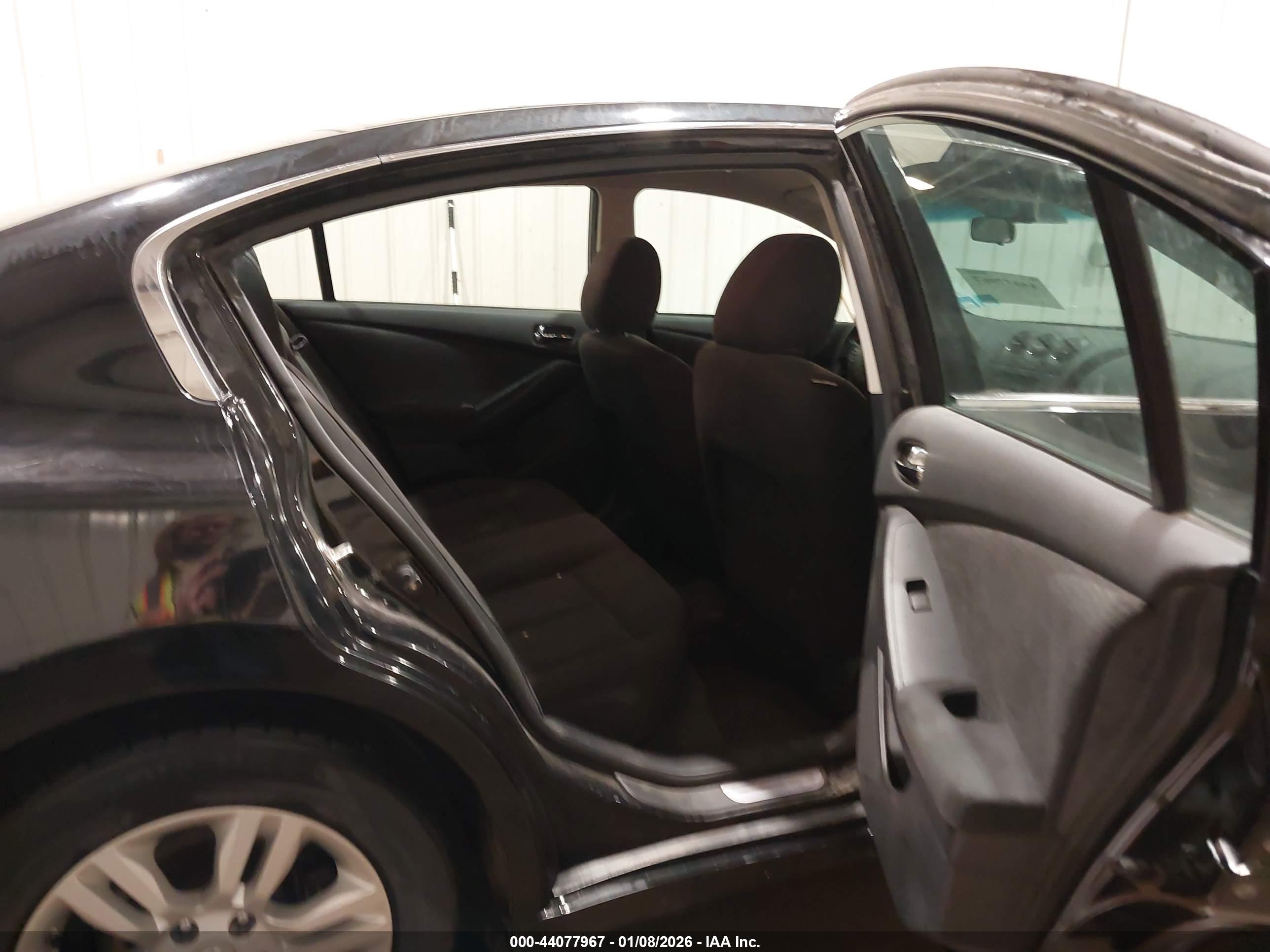 NISSAN ALTIMA image 8